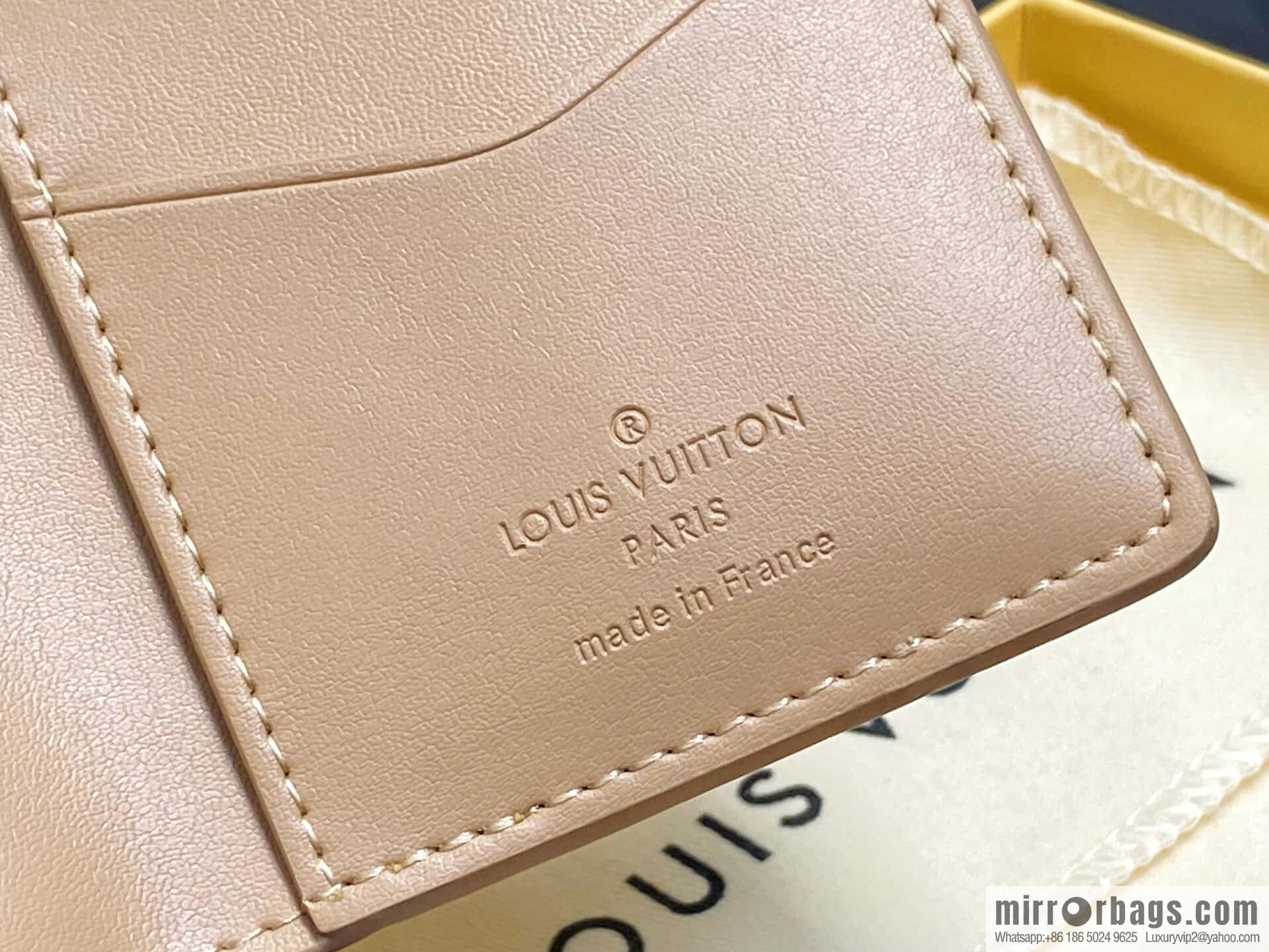 [Boutique‑grade] M13973 mint green, full leather card bag wallet, pocket wallet.