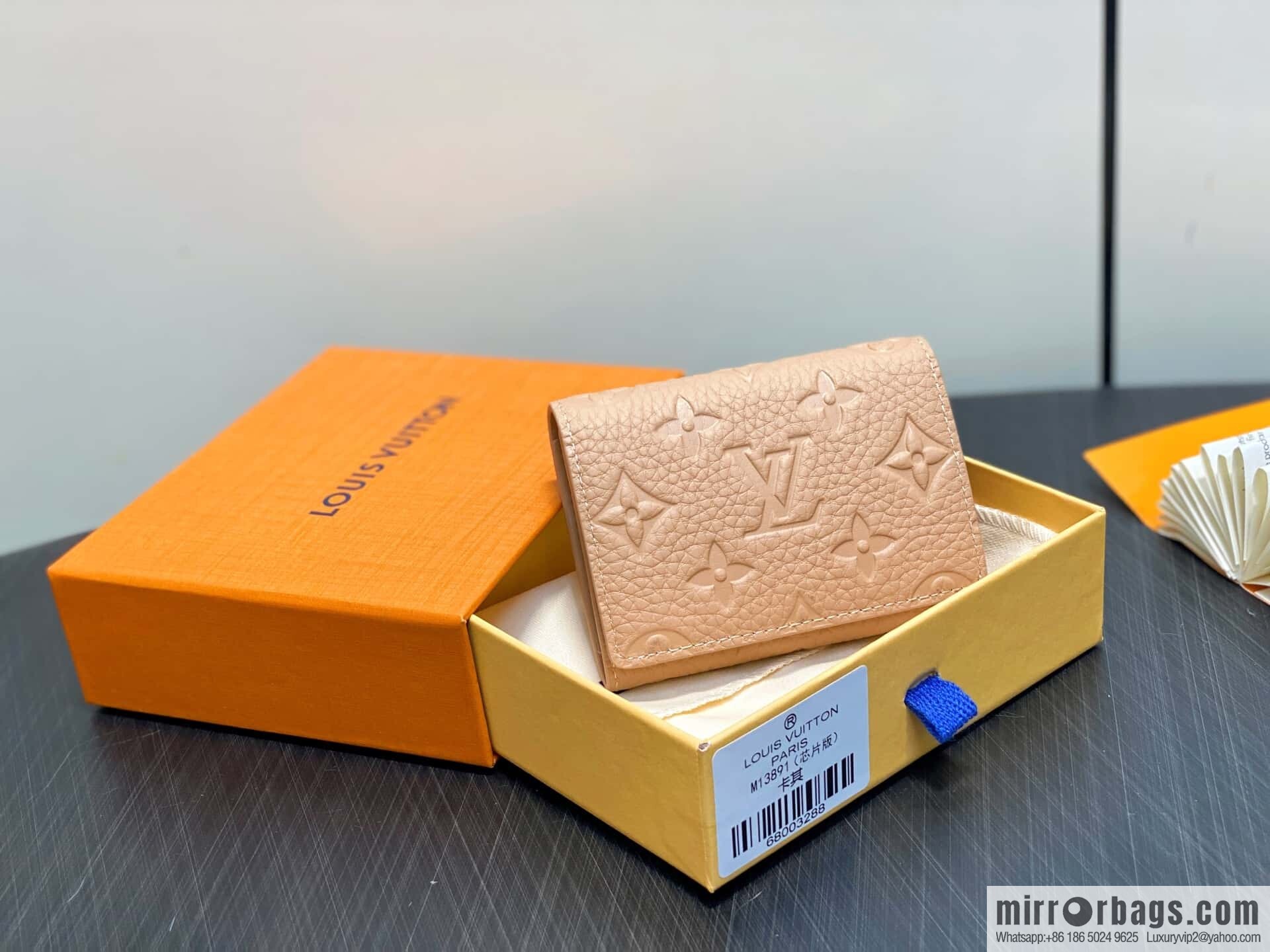 [Boutique‑grade] M13891 khaki, full leather business card holder wallet LV Ski Ms series business card holder