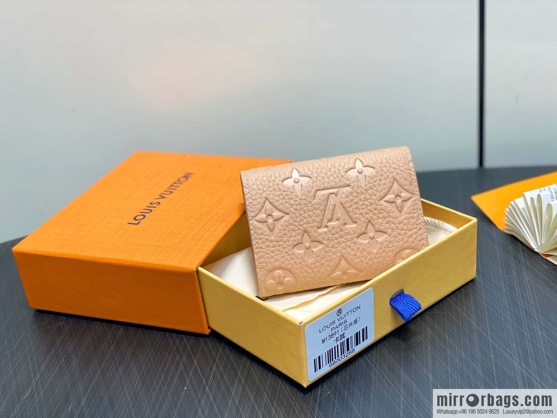 [Boutique‑grade] M13891 khaki, full leather business card holder wallet LV Ski Ms series business card holder