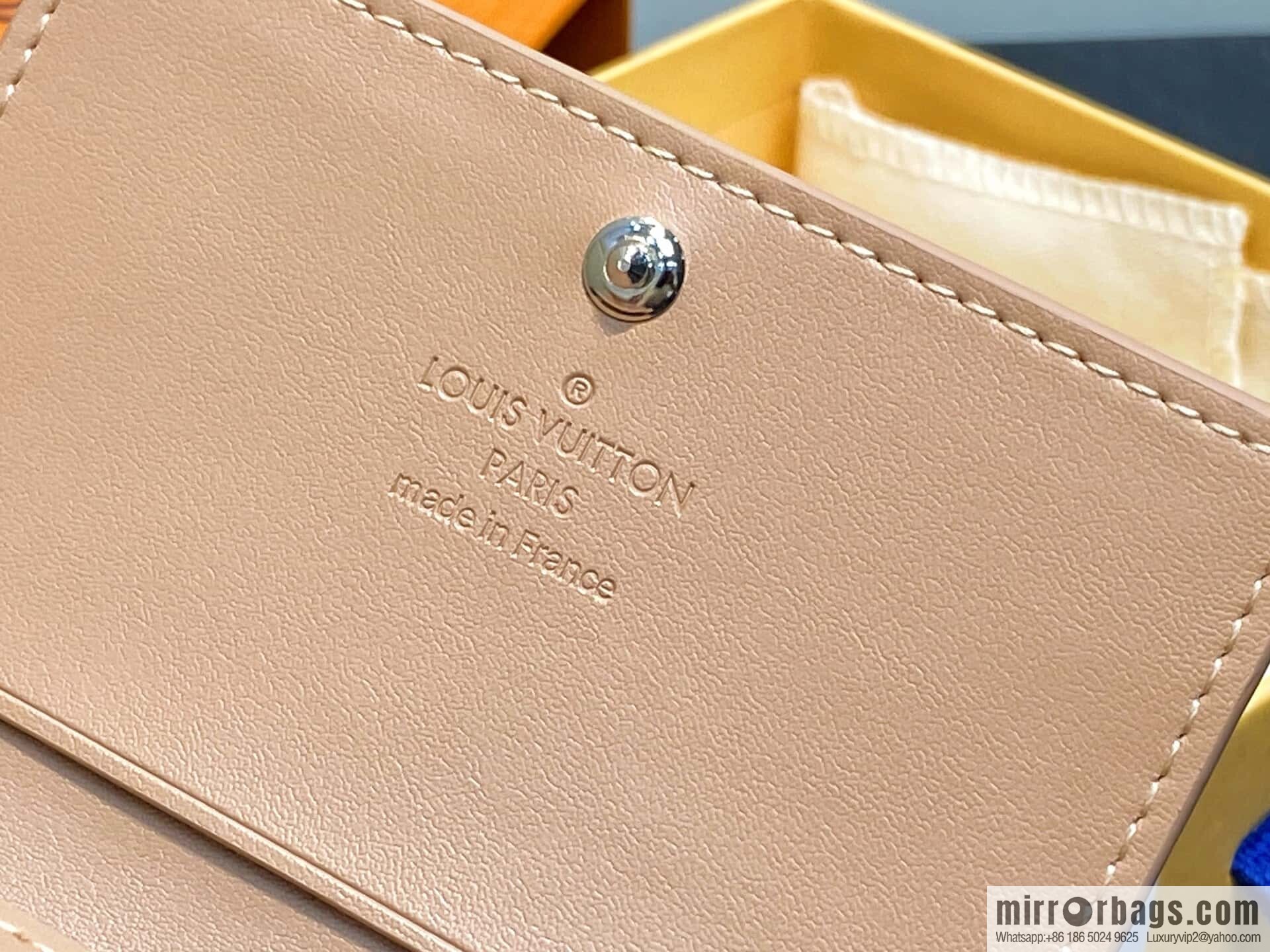 [Boutique‑grade] M13891 khaki, full leather business card holder wallet LV Ski Ms series business card holder