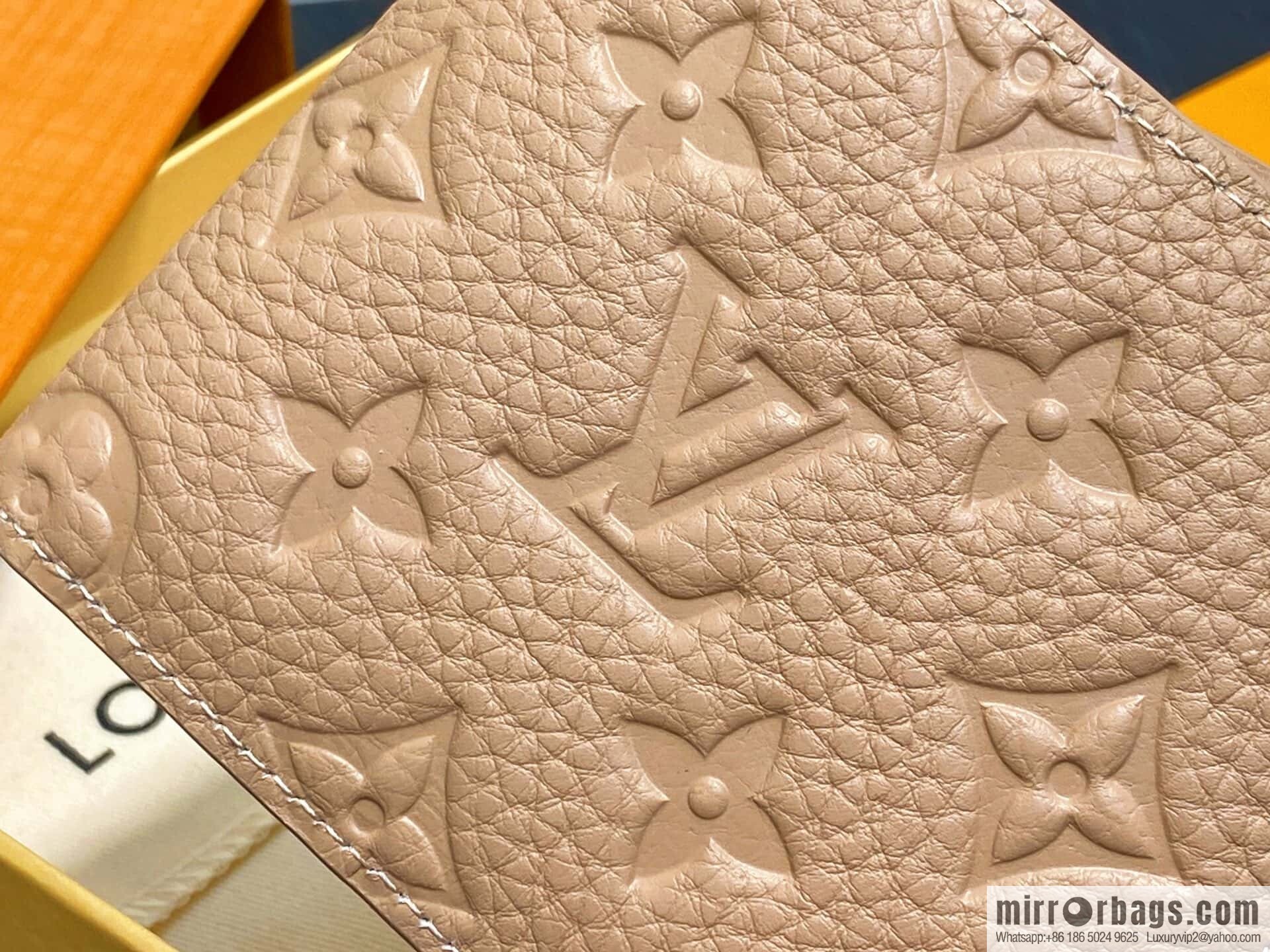 [Boutique‑grade] M14252 khaki, full leather short suit clip MULTIPLE wallet