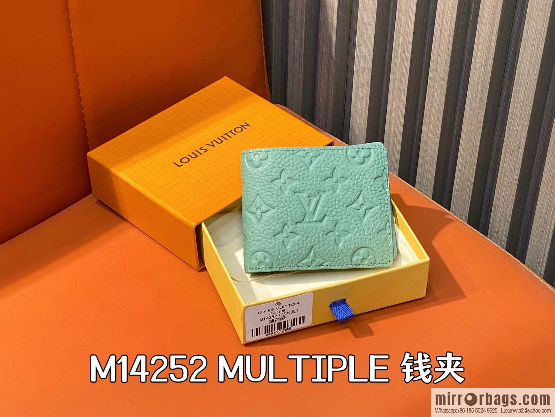 [Boutique‑grade] M14252 mint green, full leather short suit clip MULTIPLE wallet