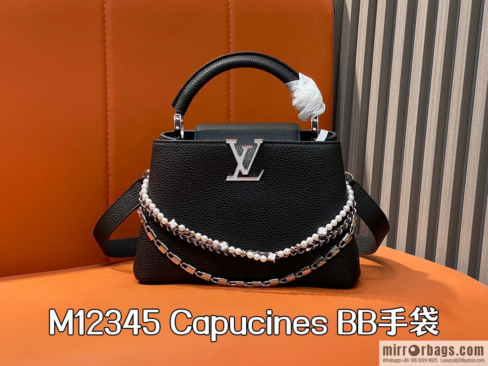 [Boutique‑grade] M12345 black, full leather cap, this Capucines BB handbag.
