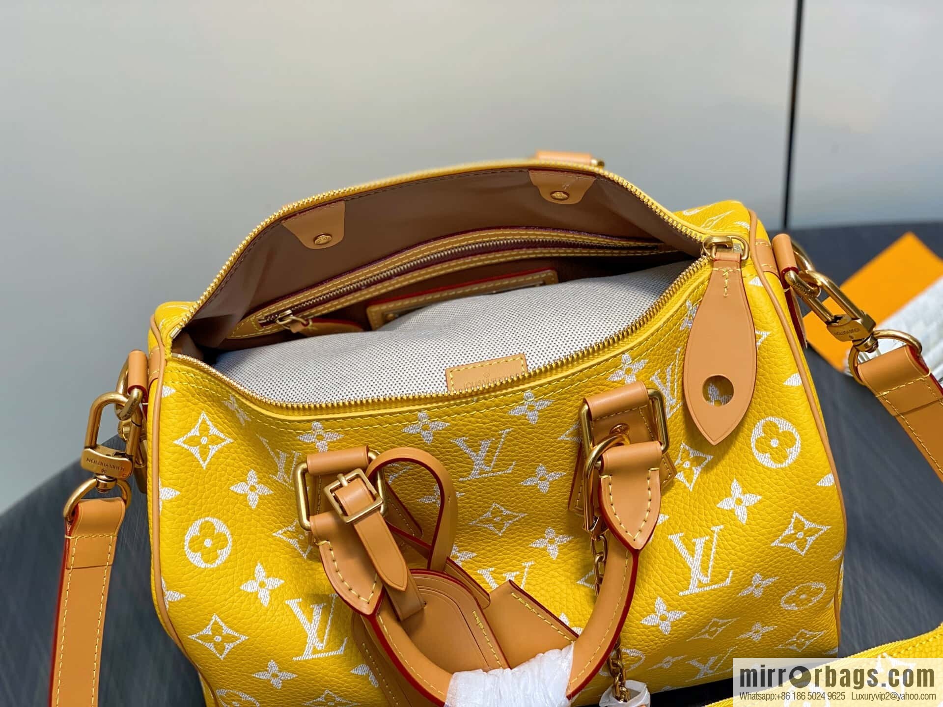 [Boutique‑grade] M21114 yellow, full leather pillow bag speedy SPEEDY P9 BANDOULIZRE30 handbag