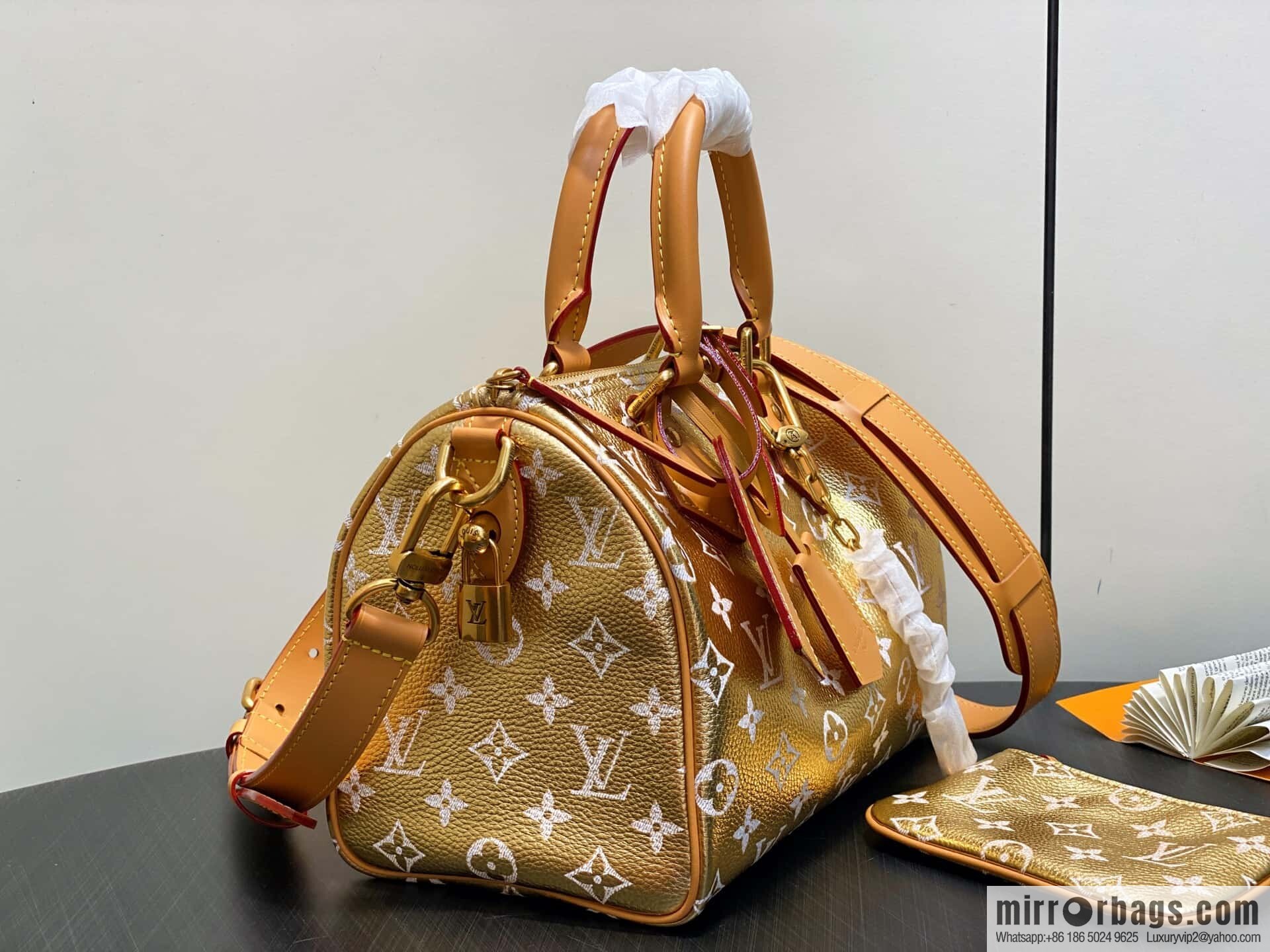 [Boutique‑grade] M24440 gold, full leather speedy pillow bag SPEEDY P9 BANDOULIZRE25 handbag