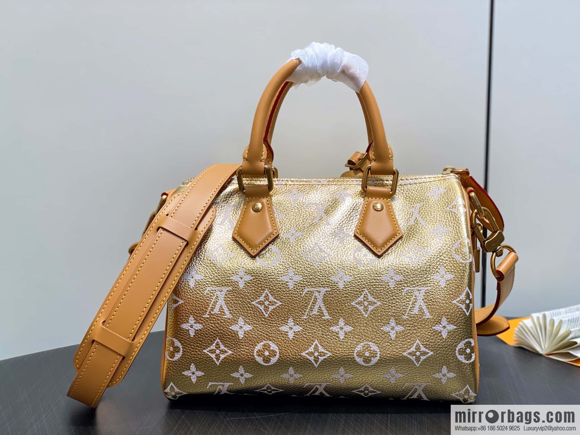 [Boutique‑grade] M24440 gold, full leather speedy pillow bag SPEEDY P9 BANDOULIZRE25 handbag