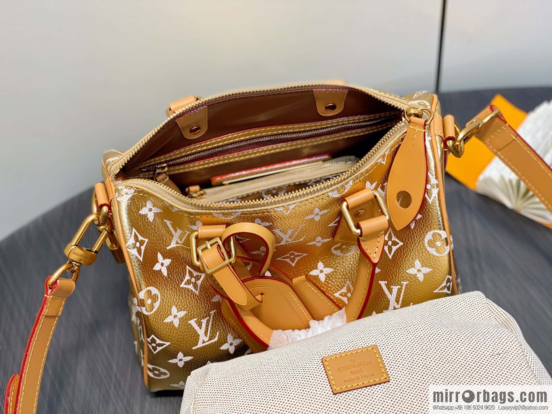 [Boutique‑grade] M24440 gold, full leather speedy pillow bag SPEEDY P9 BANDOULIZRE25 handbag