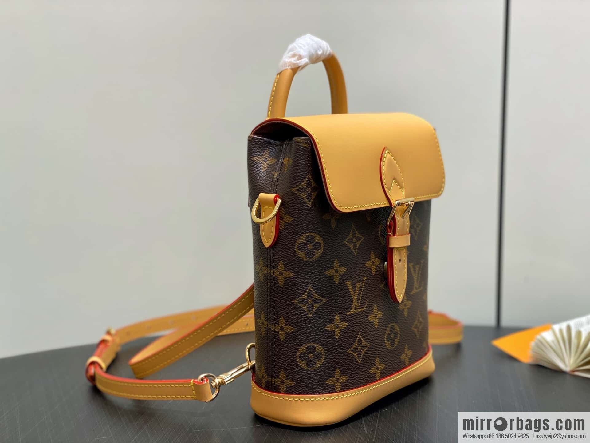 [Boutique‑grade] M14651 presbyopia yellow leather, mini backpack SOHO mini backpack