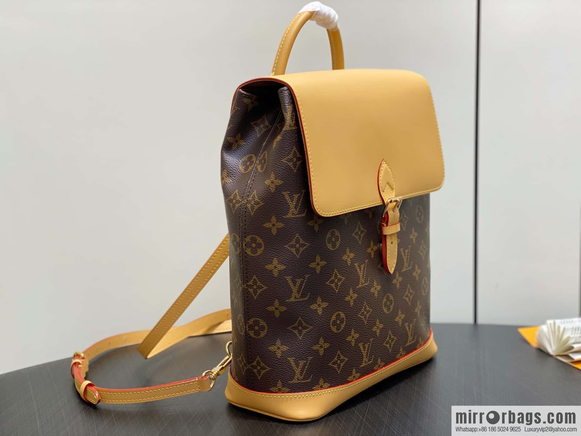 [Boutique‑grade] M14653 presbyopia yellow leather, backpack SOHO backpack
