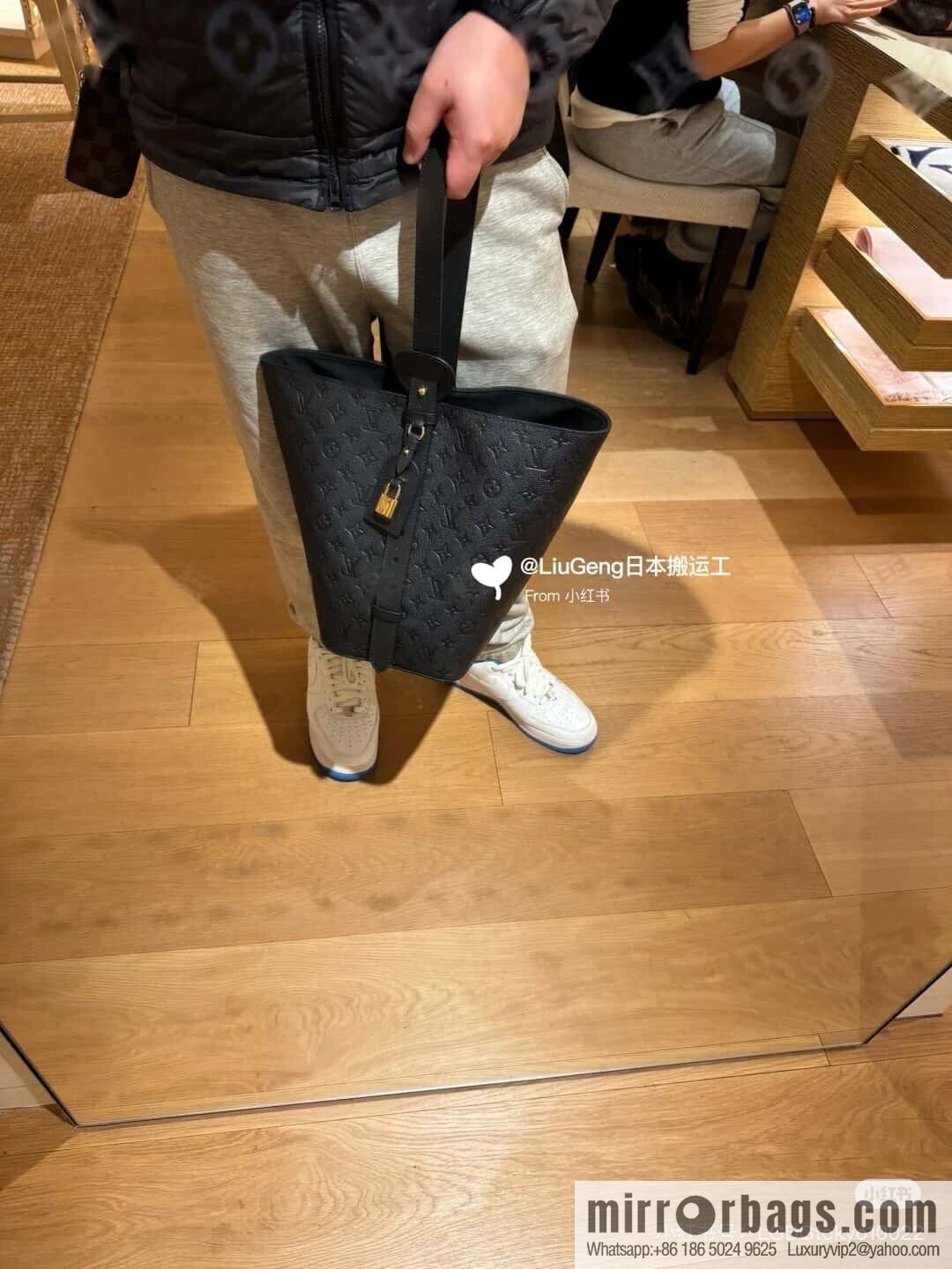 [Boutique‑grade] M13044 black, full leather embossed bucket bag All In large handbag, this All In large handbag