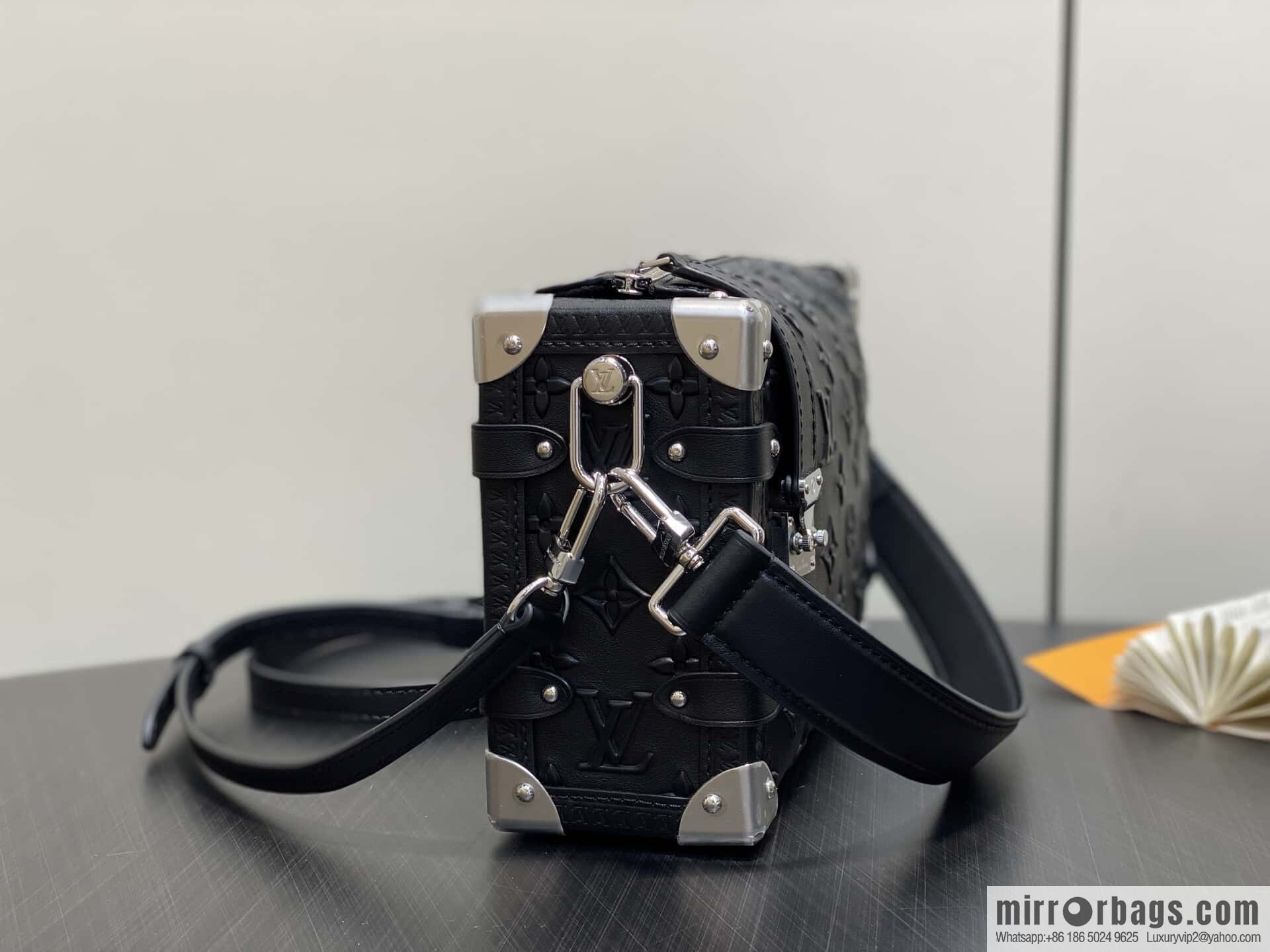 [Boutique‑grade] M14572 black full leather, soft box bag box Petite Malle handbag