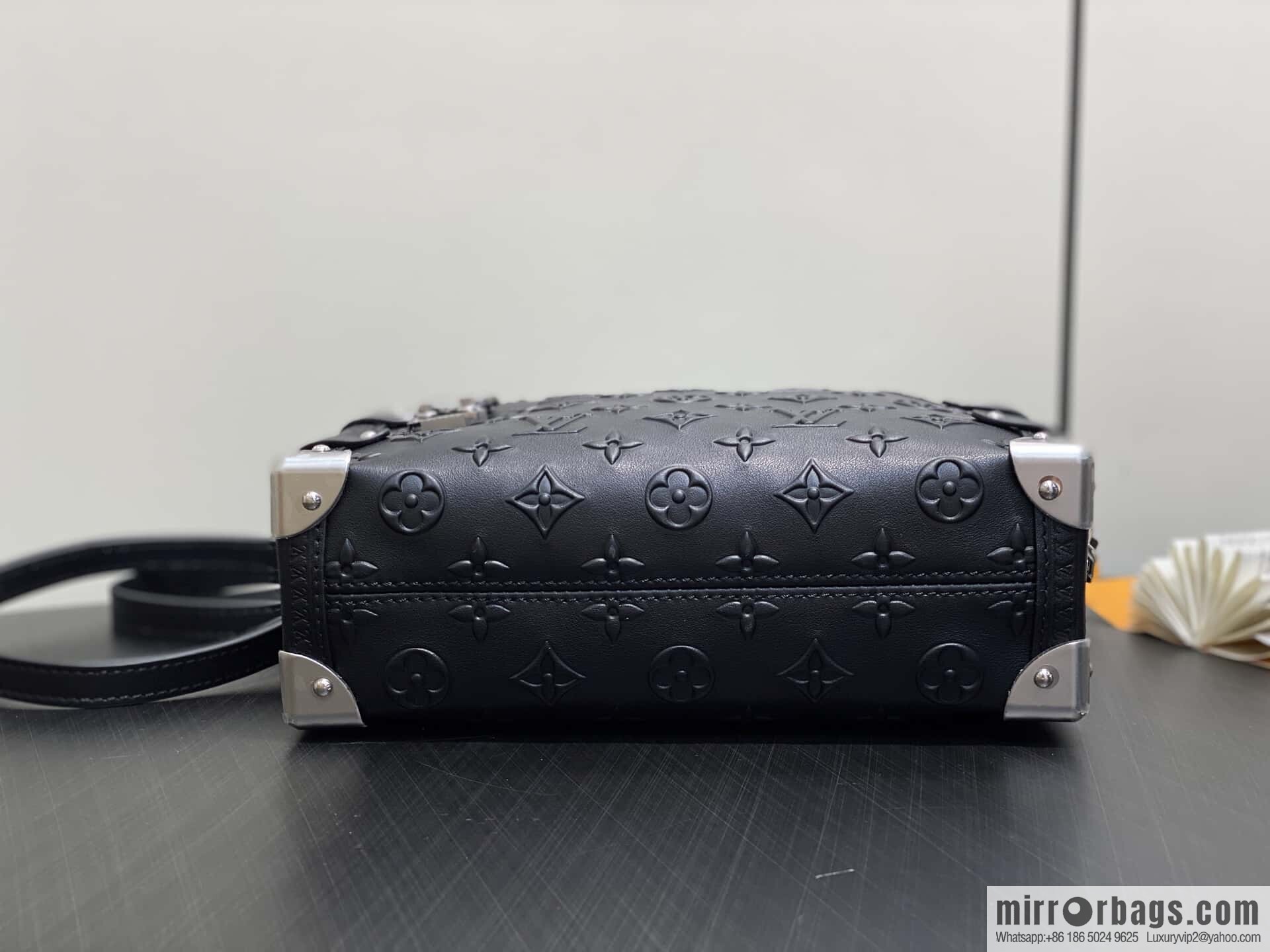 [Boutique‑grade] M14572 black full leather, soft box bag box Petite Malle handbag
