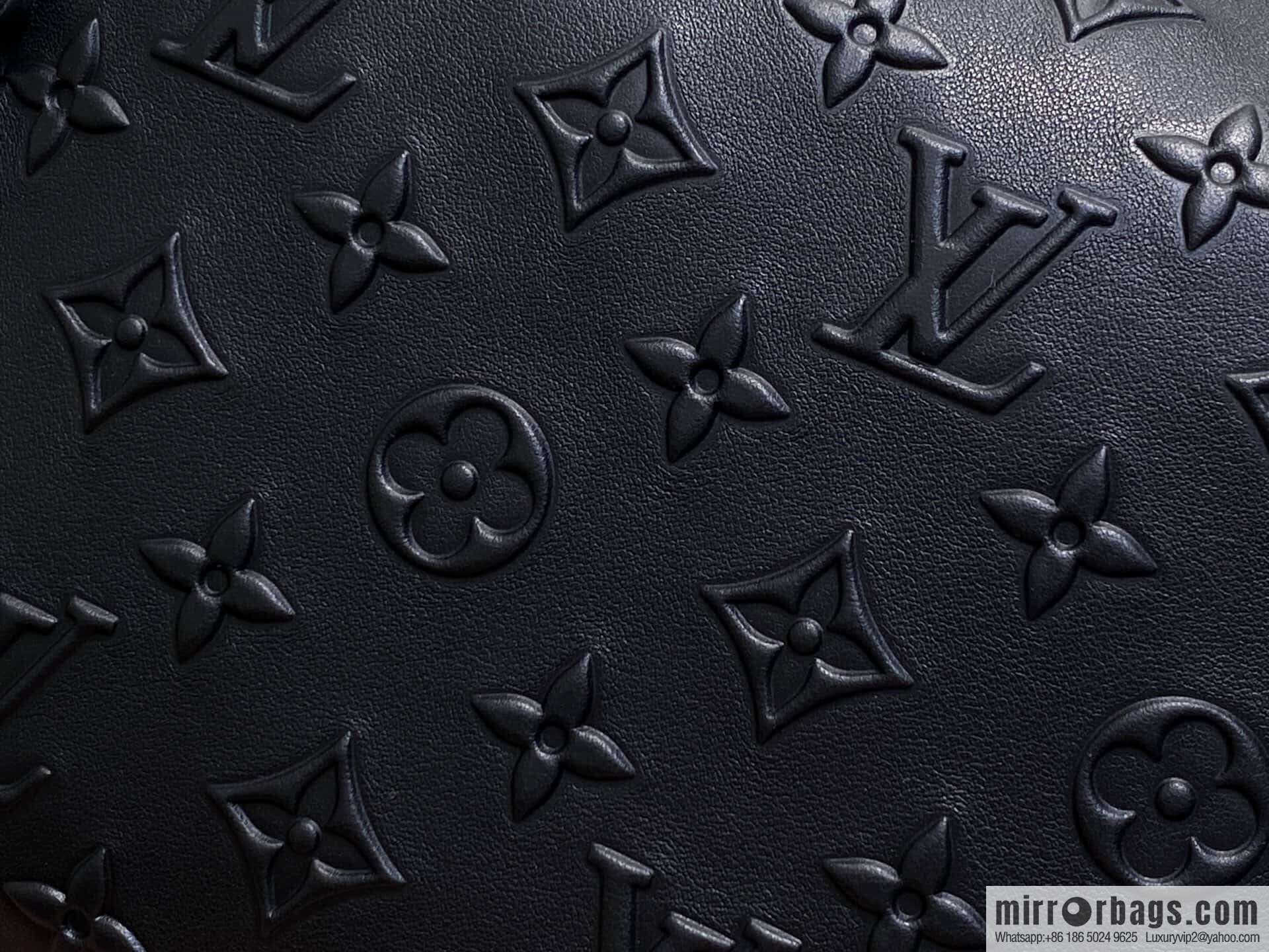 [Boutique‑grade] M14572 black full leather, soft box bag box Petite Malle handbag