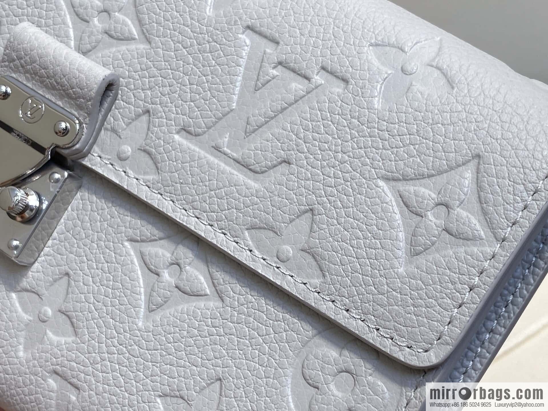 [Boutique‑grade] M13463 light gray, full leather flip wallet Sarah wallet