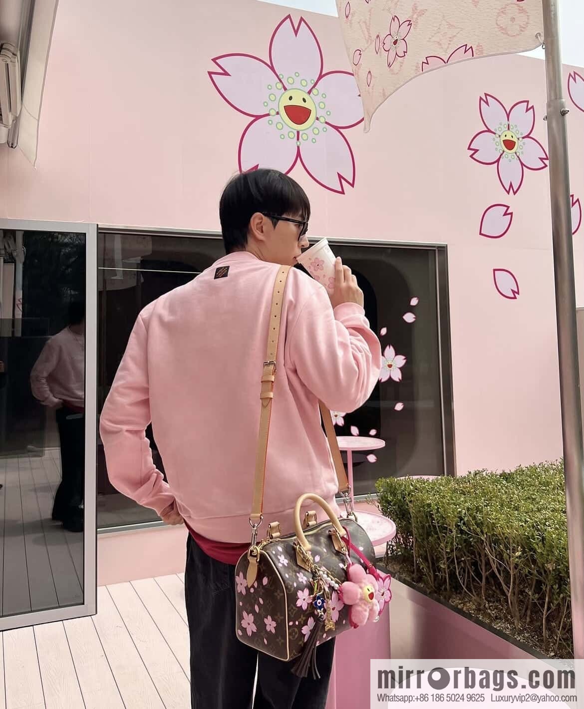 [Boutique‑grade] M14174 presbyopia, cherry blossom/Murakami Takashi, pillow bag speedy LV x TM SPEEDY BANDOULIIZRE 25 handbag