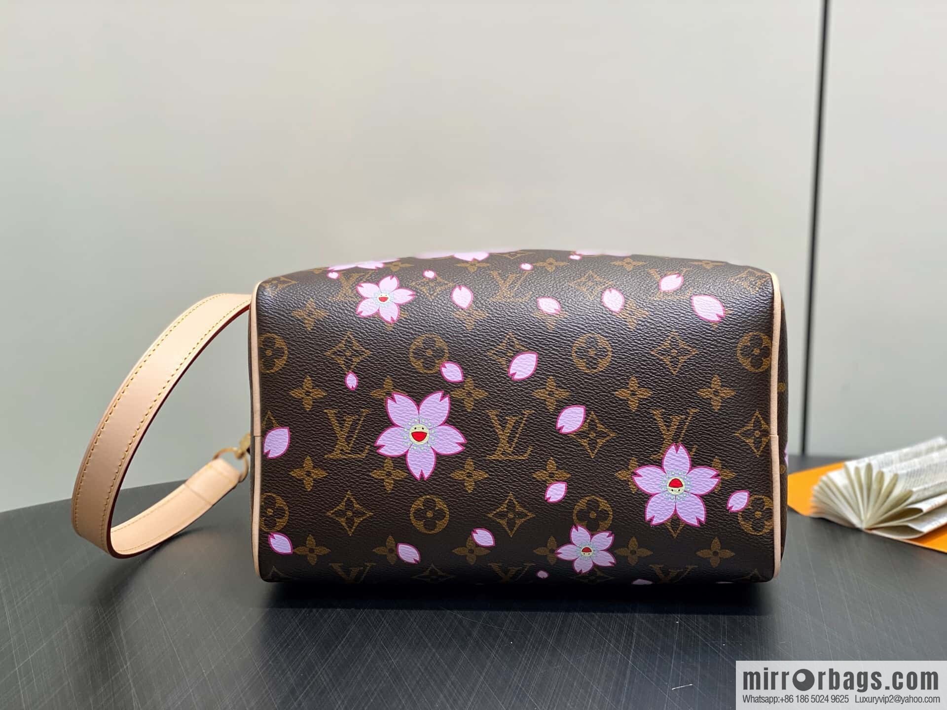 [Boutique‑grade] M14174 presbyopia, cherry blossom/Murakami Takashi, pillow bag speedy LV x TM SPEEDY BANDOULIIZRE 25 handbag