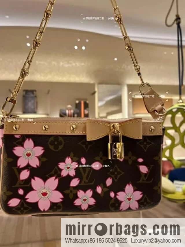 [Boutique‑grade] M13666 presbyopia, cherry blossom/Takashi Murakami, chain bag mahjong bag LVXTM POCHETTE mahjong bag
