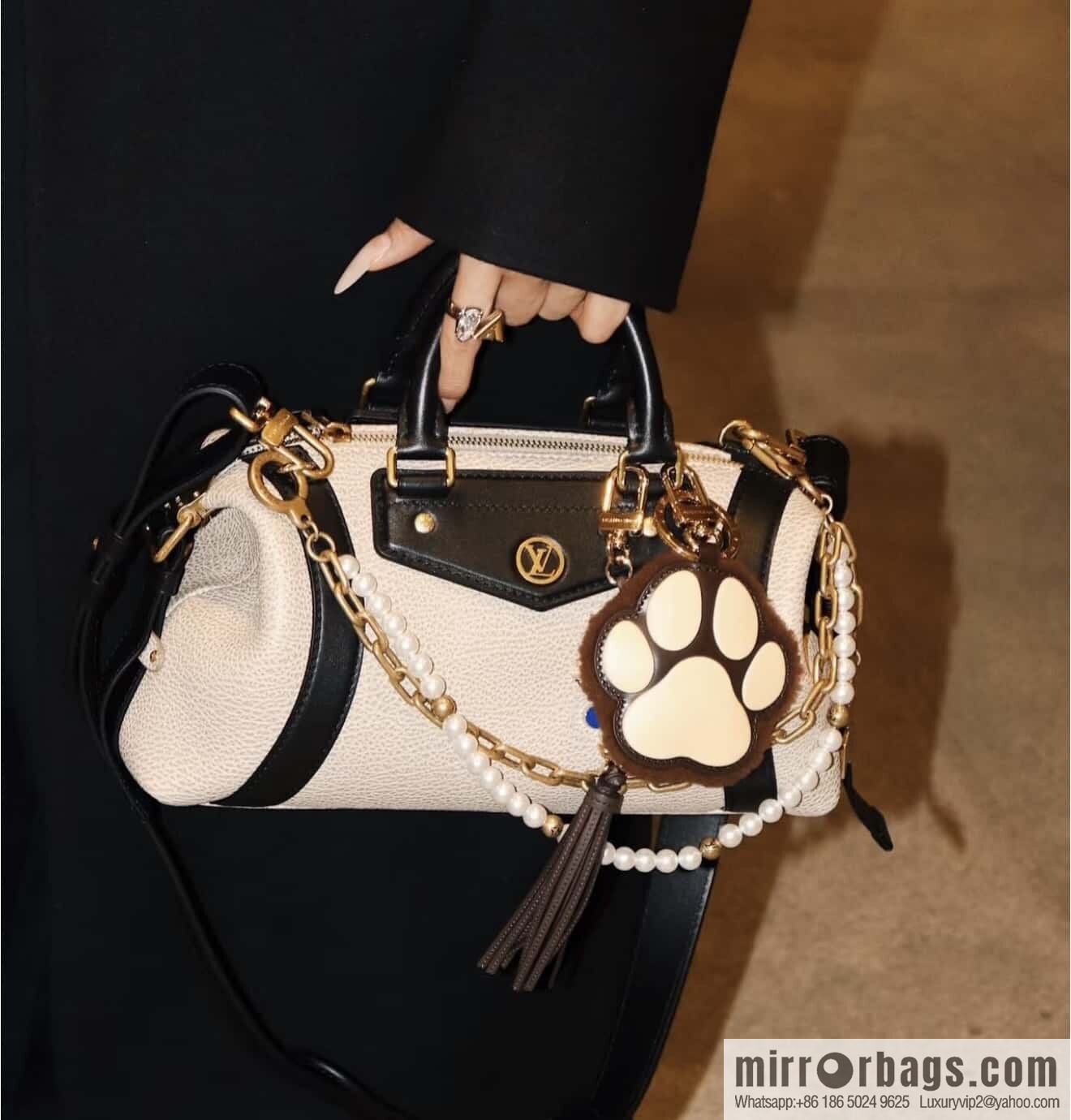 [Premium‑quality] M14721 taupe, full leather locomotive bag LV Biker small handbag M14514 black 2025 spring and summer show