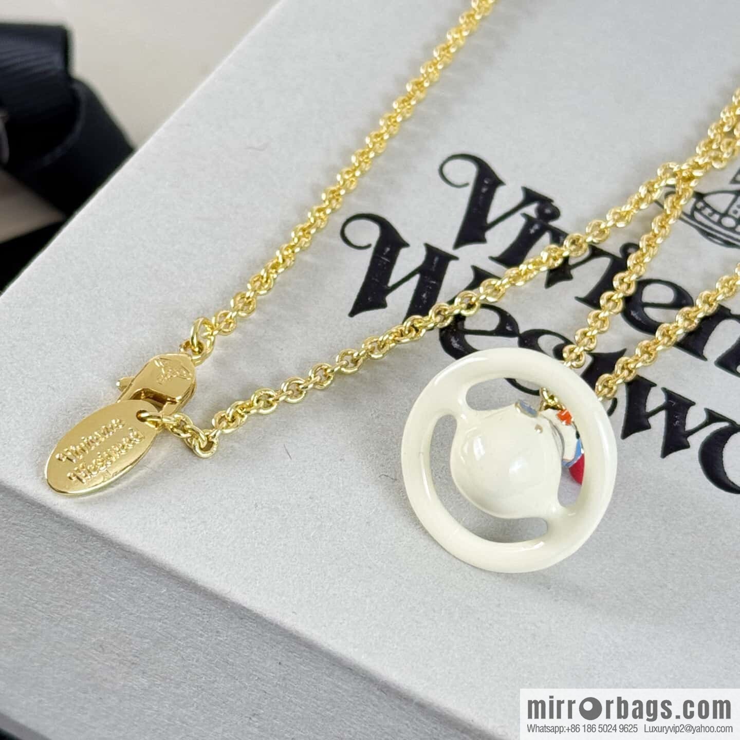 New ☑️ Vivienne Westwood Queen Mother Saturn Necklace