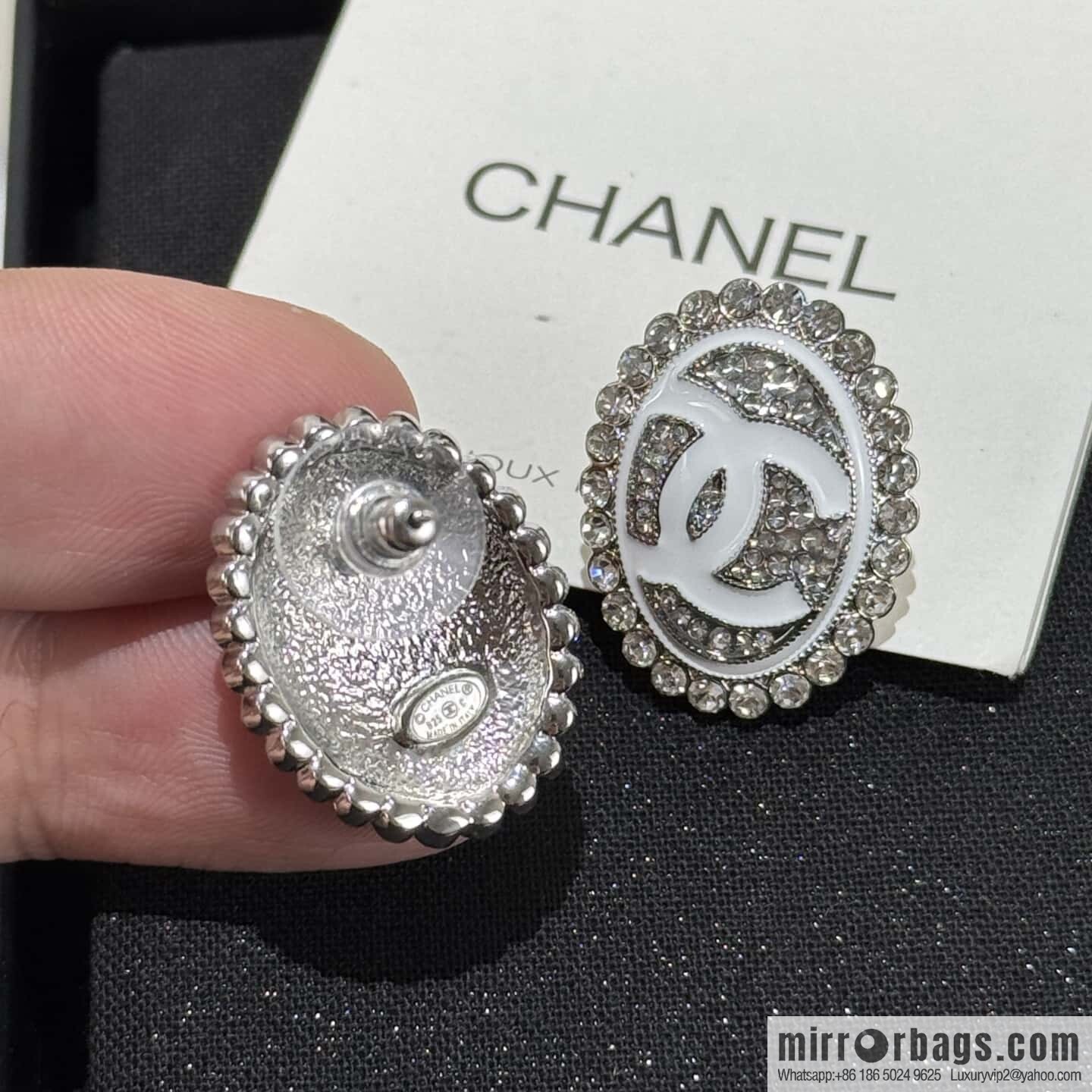 ☀️New ☑️ Chanel double c oval full diamond stud earrings