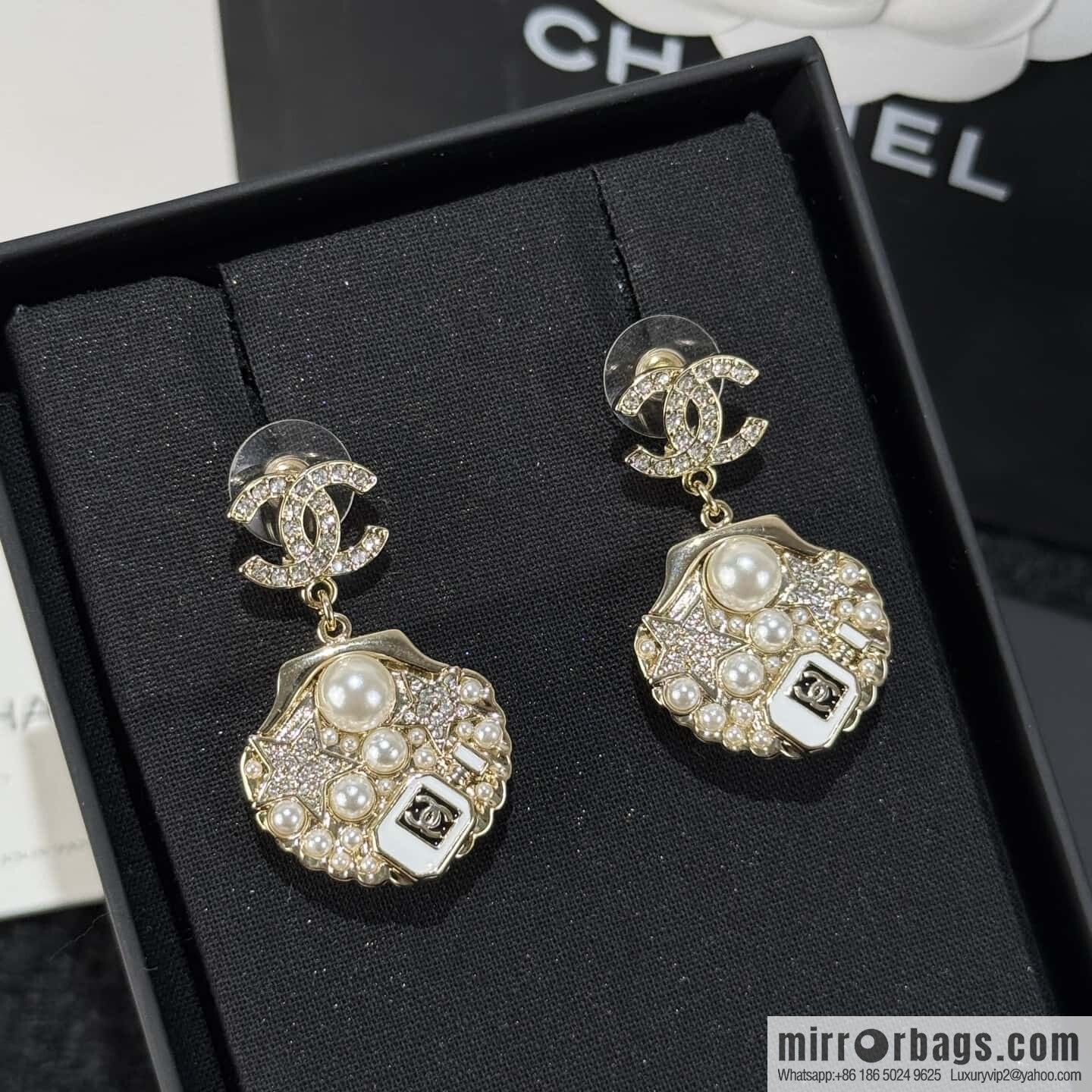 ☀️New ☑️ chanel c2 double c shell stud earrings