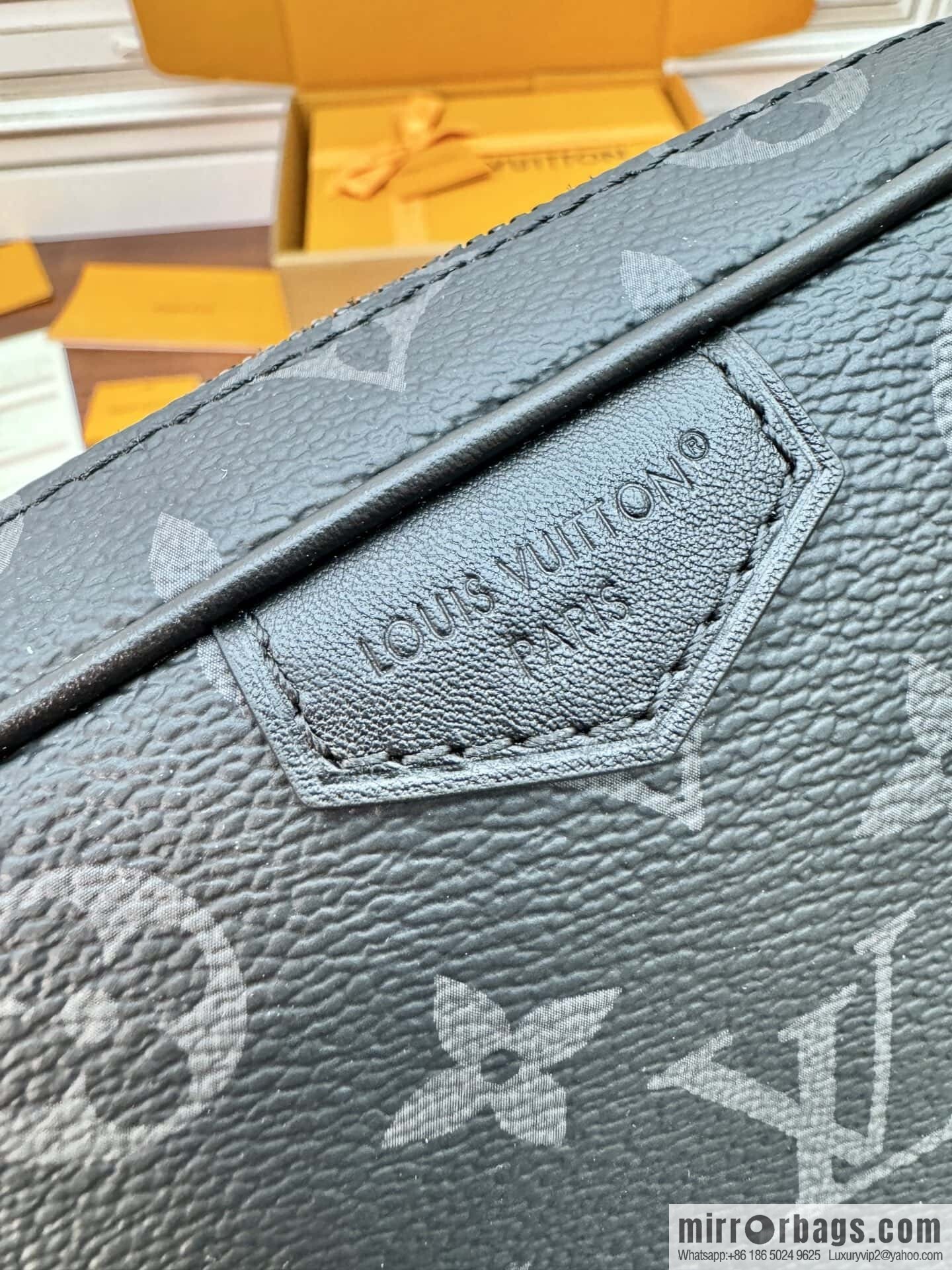 LV M14253 Trocadéro Wearable Wallet
