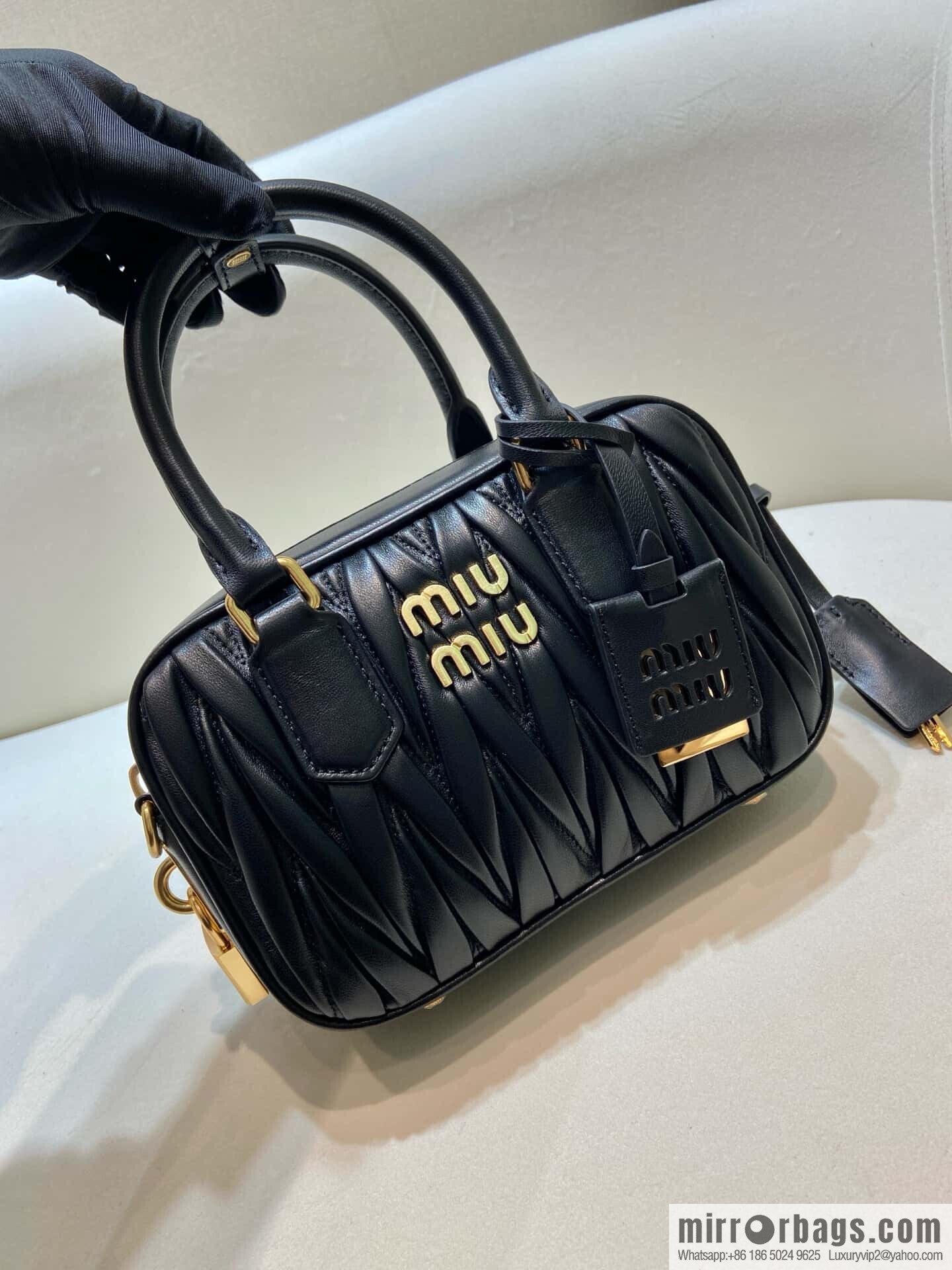 Sheepskin Textured Retro Rectangle Bag | Leather Bowling Bag 5BB123 💕💕 Black