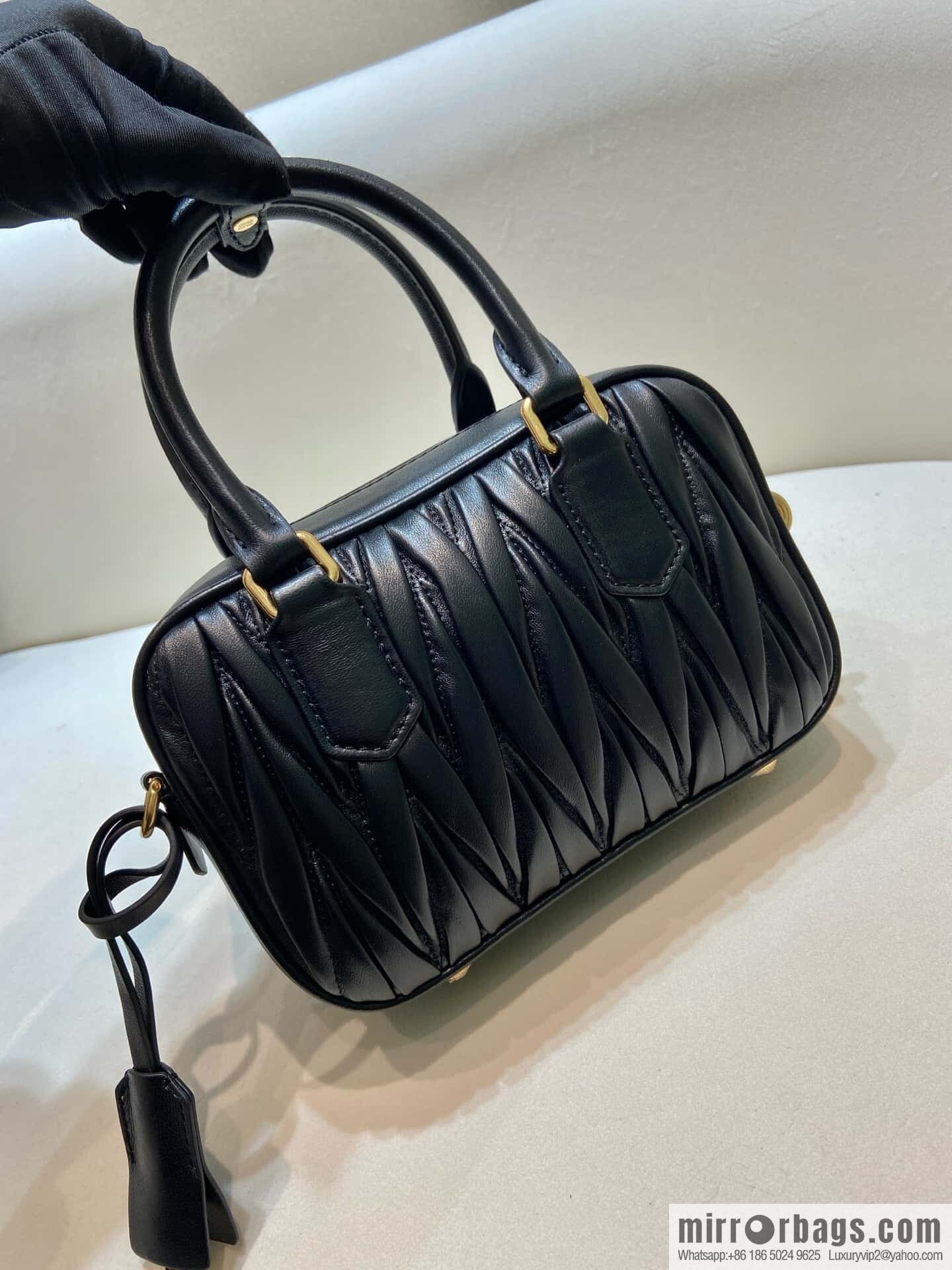 Sheepskin Textured Retro Rectangle Bag | Leather Bowling Bag 5BB123 💕💕 Black