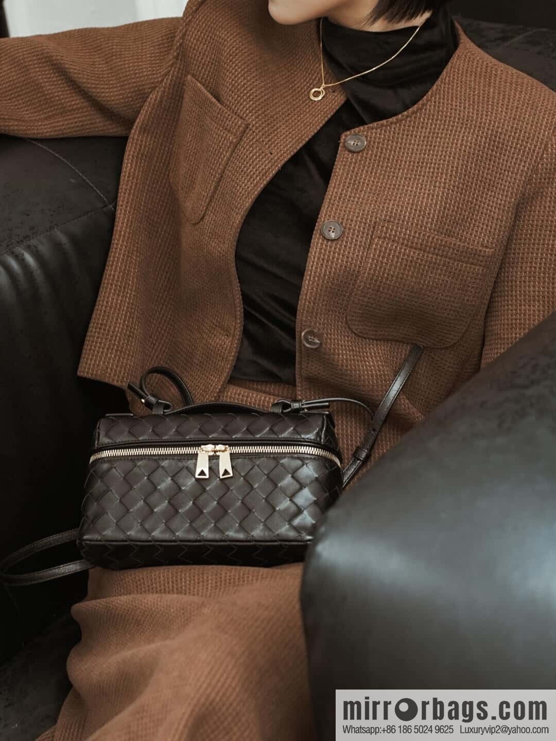 BV Bang Bang Vanity 789109 Chocolate Brown