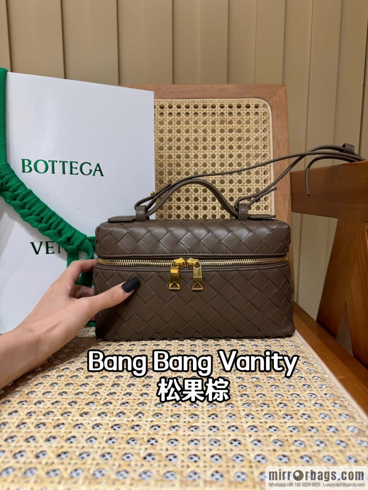 BV Bang Bang Vanity 789109 Pine cone brown