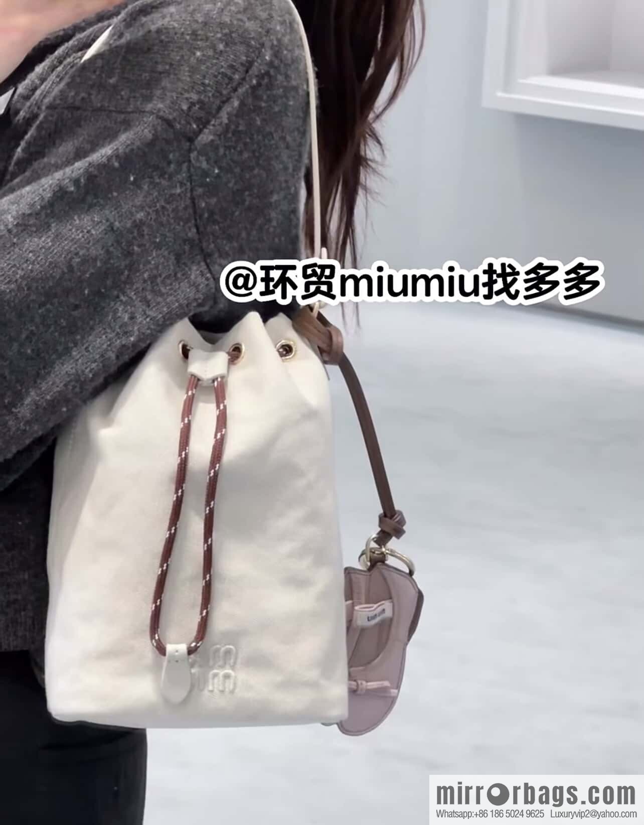 MIUMIU 🎉 new bucket bag 🎉 5NR038 🎉🎉 white