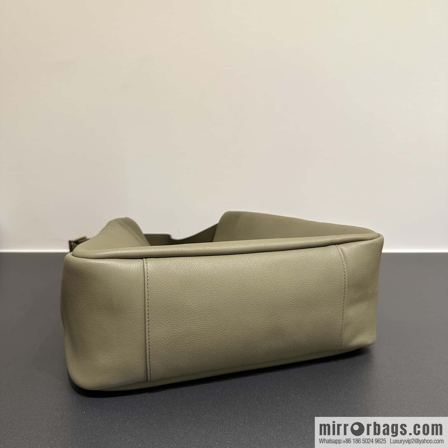 YSL 🆕 large [wheat green] 753837