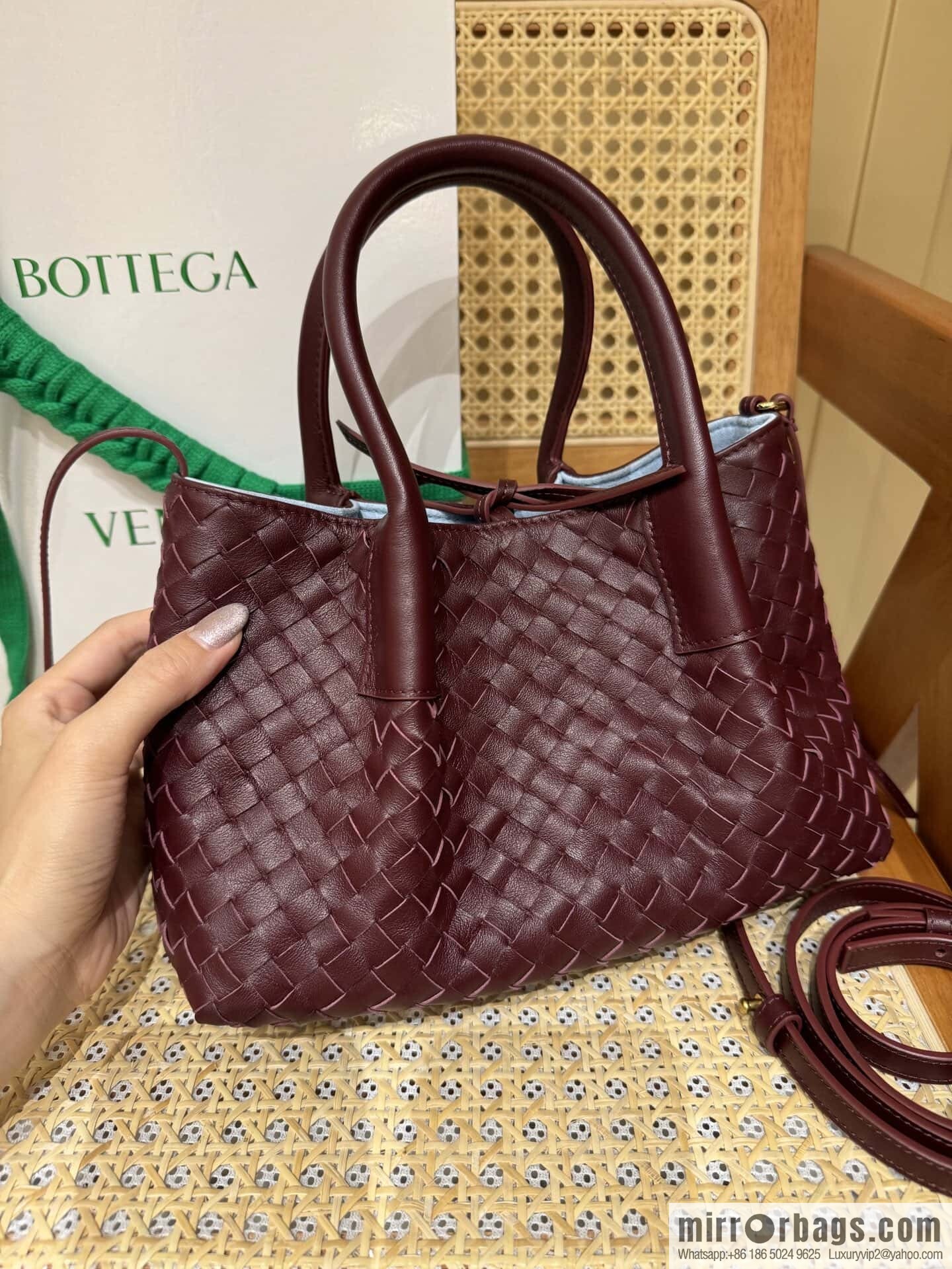 BV small Pinacoteca tote bag, Barolo burgundy 819004