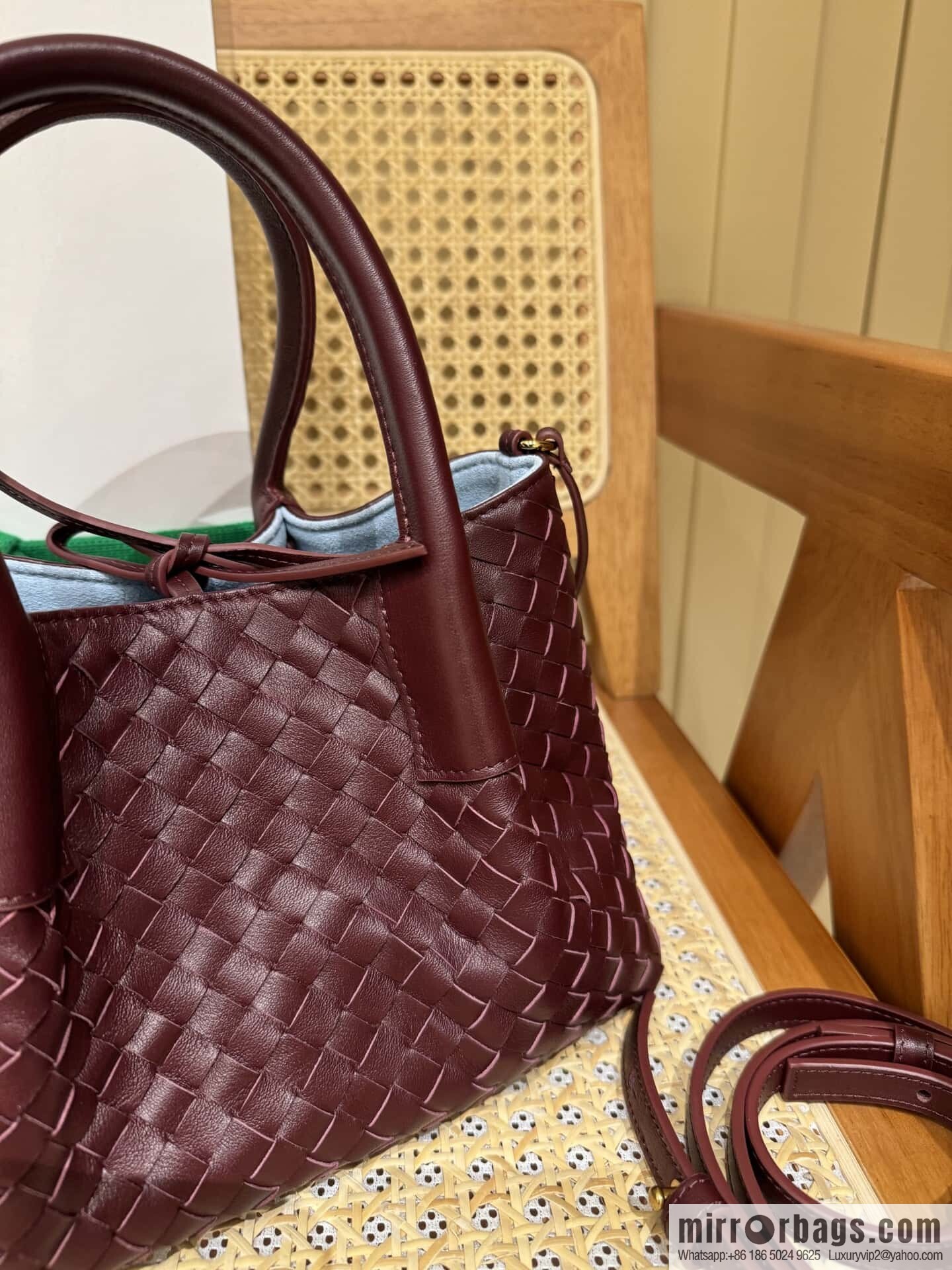BV small Pinacoteca tote bag, Barolo burgundy 819004