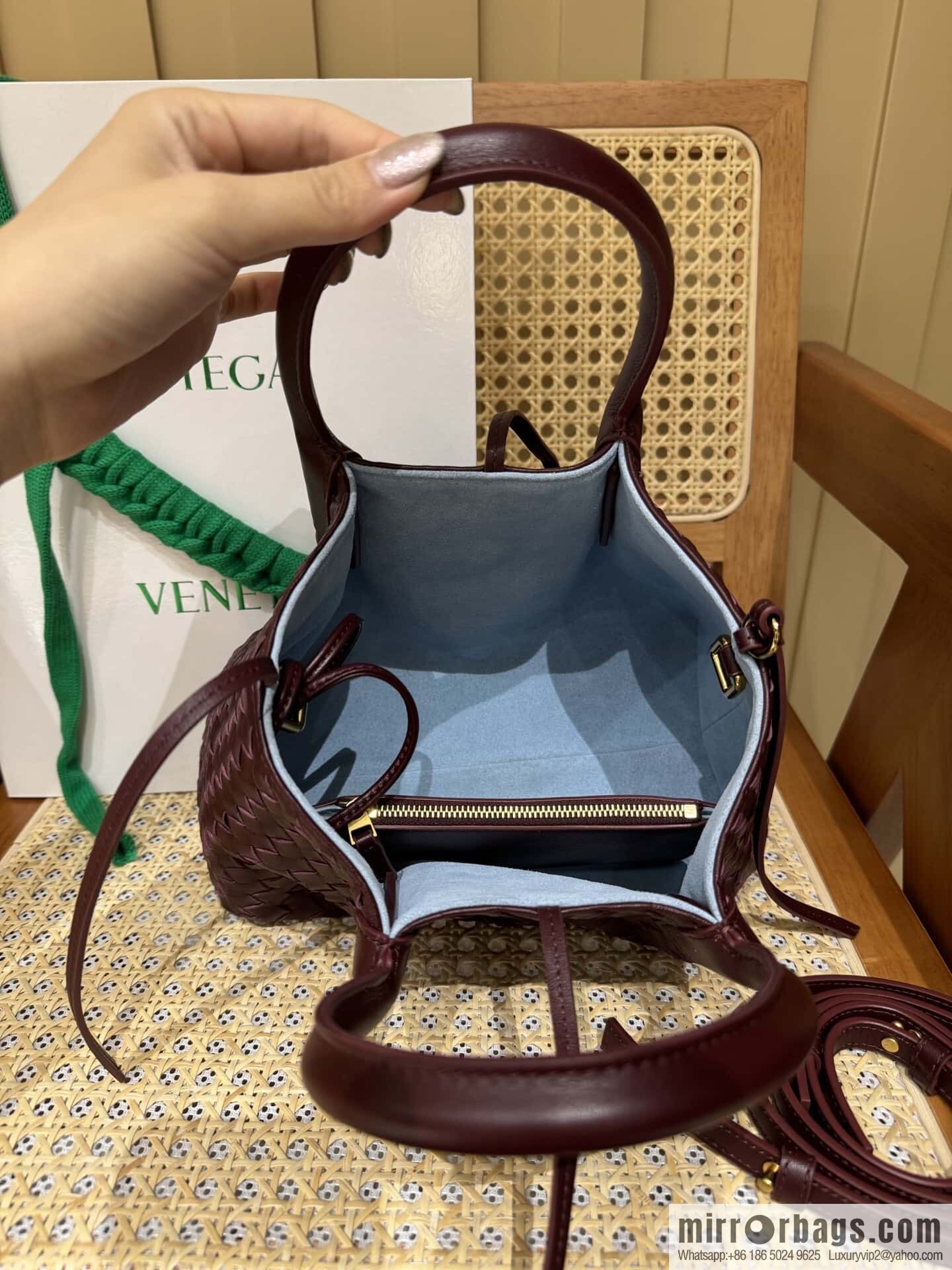 BV small Pinacoteca tote bag, Barolo burgundy 819004