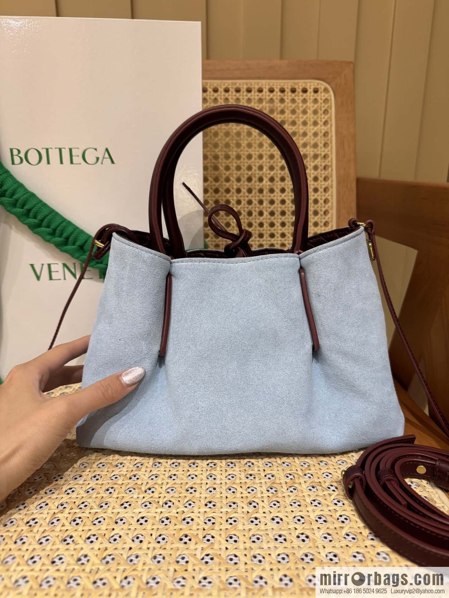 BV small Pinacoteca tote bag, Barolo burgundy 819004
