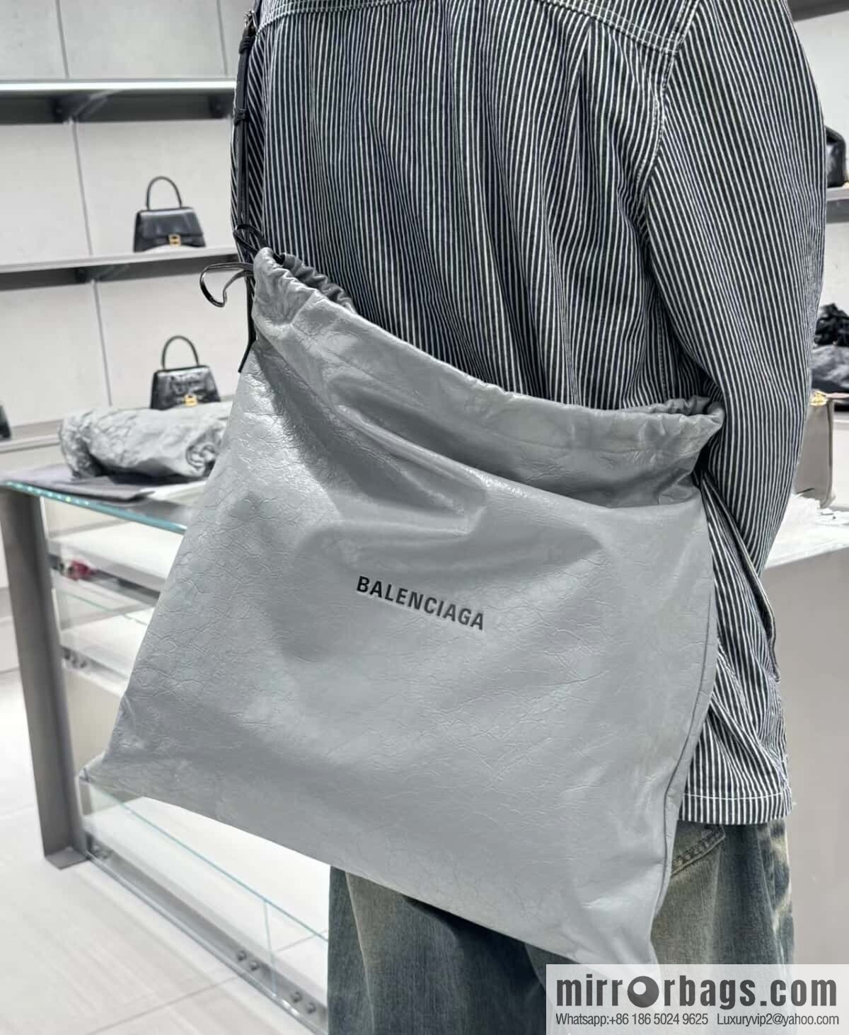 Balenciaga dust bag bag 811082 grey
