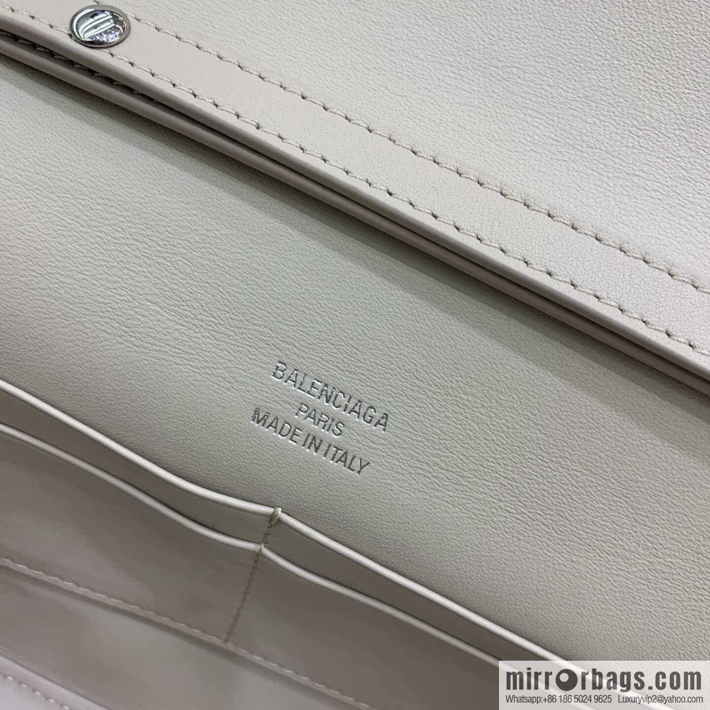Balenciaga's new Bel Air Clutch flip clutch bag 843943 [light pink]