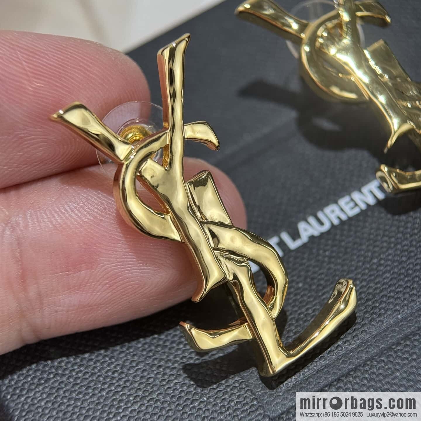❗️New ❗️ Saint Laurent YSL gold stud earrings