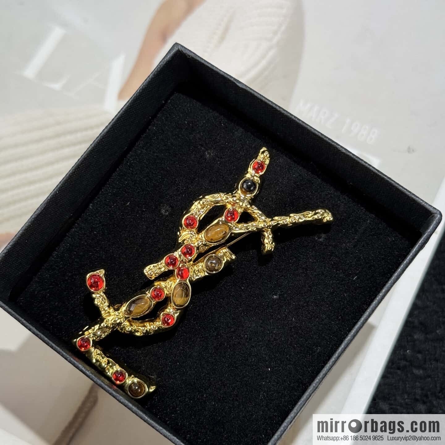 ❗️New ❗️ Saint Laurent YSL Gold Brooch
