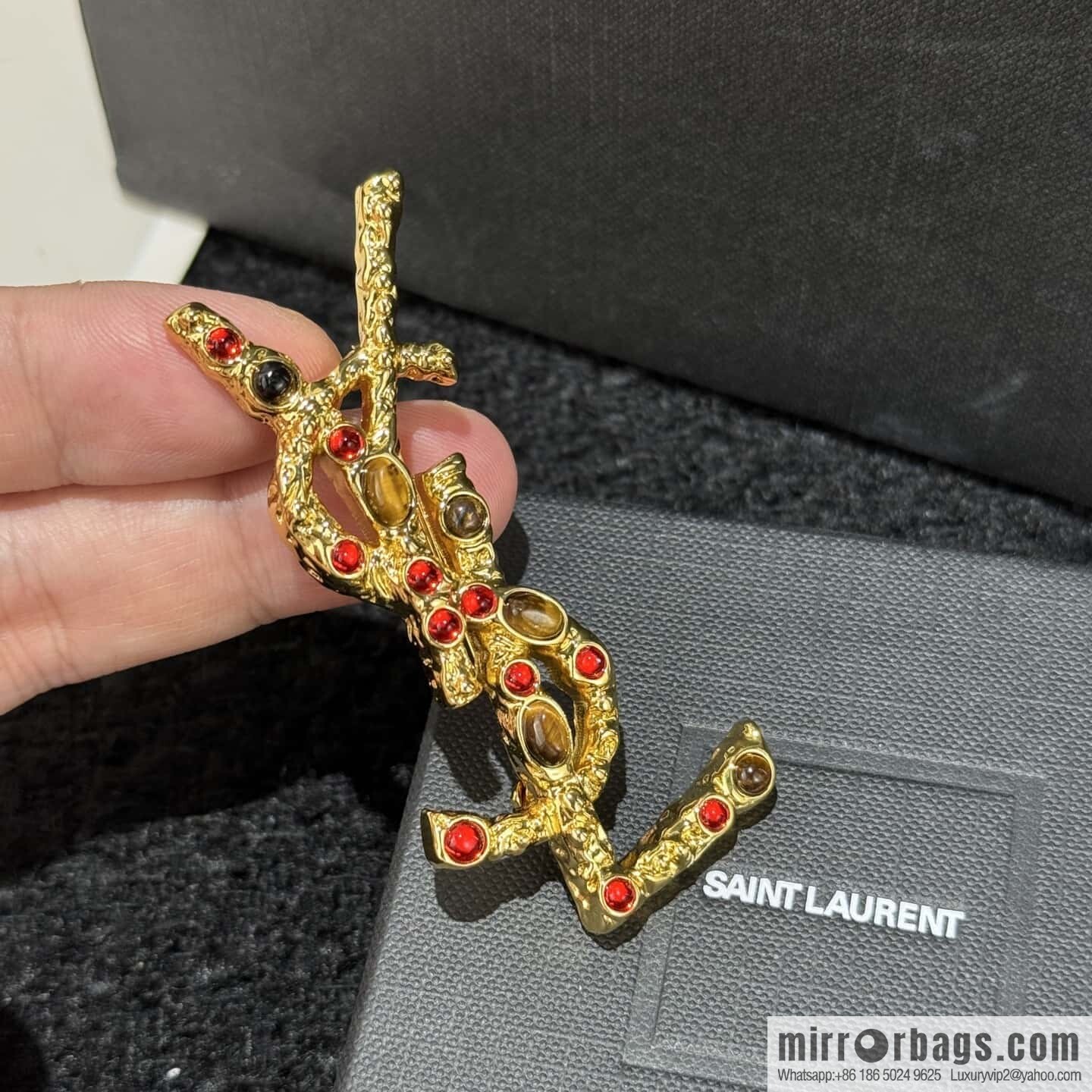 ❗️New ❗️ Saint Laurent YSL Gold Brooch