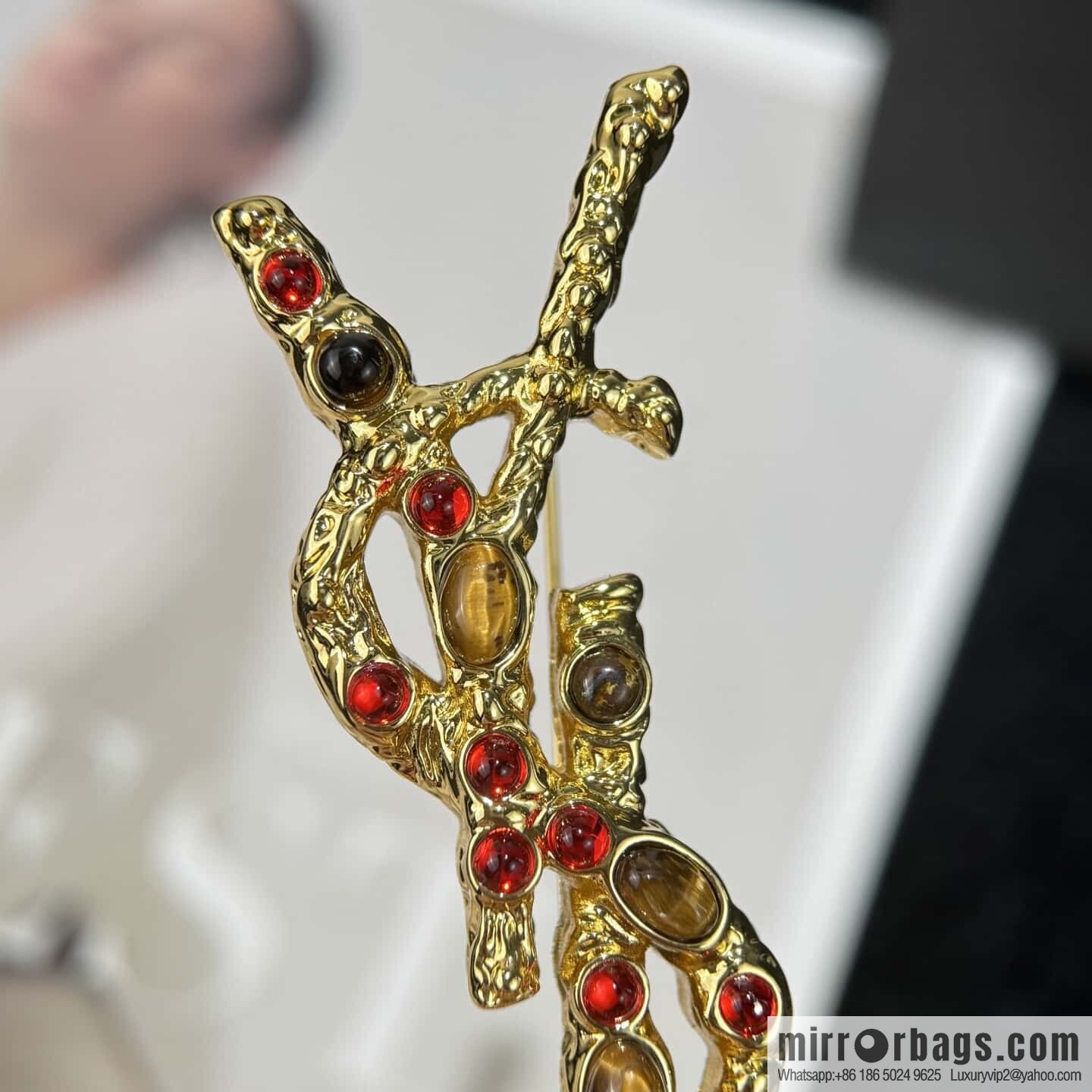 ❗️New ❗️ Saint Laurent YSL Gold Brooch