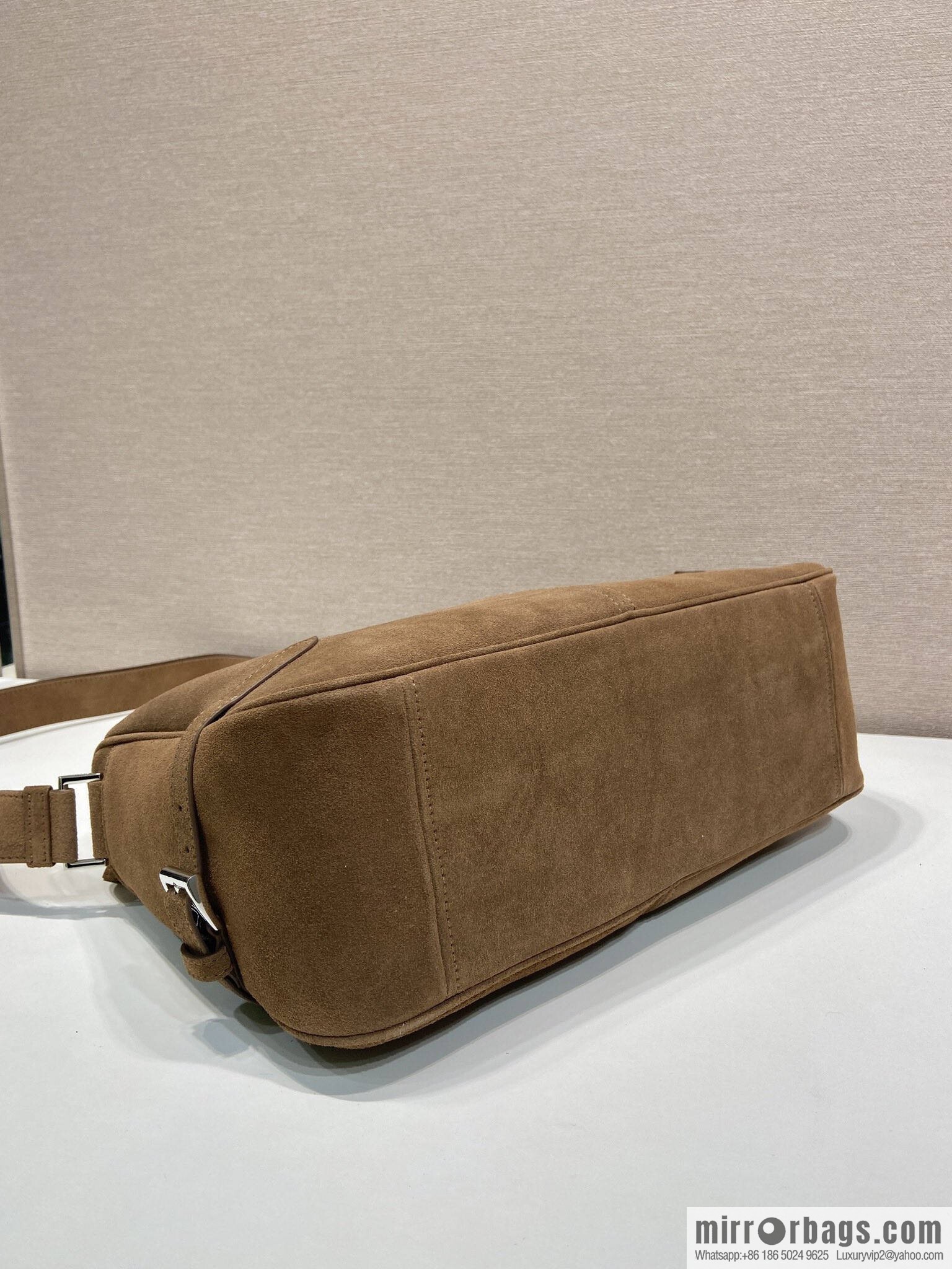 PRADA new mailman bag 2VH187 leather