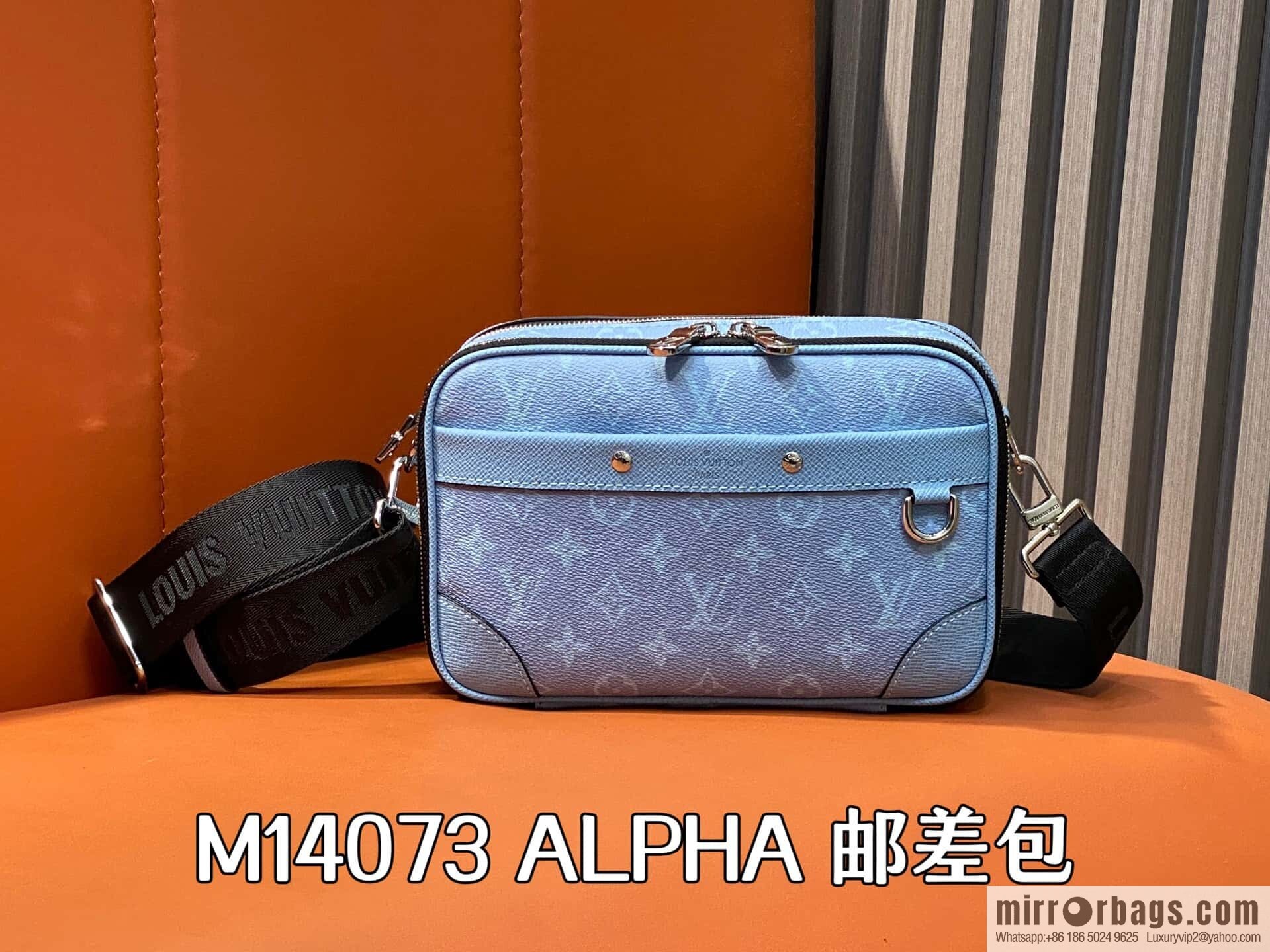 [Boutique‑grade] M14073 light blue, men's bag messenger bag ALPHA messenger bag