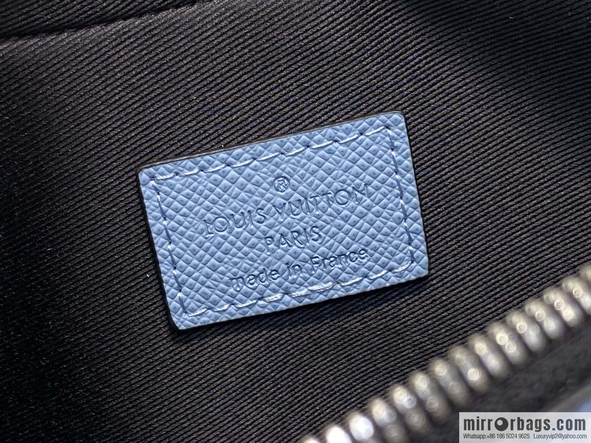 [Boutique‑grade] M14073 light blue, men's bag messenger bag ALPHA messenger bag