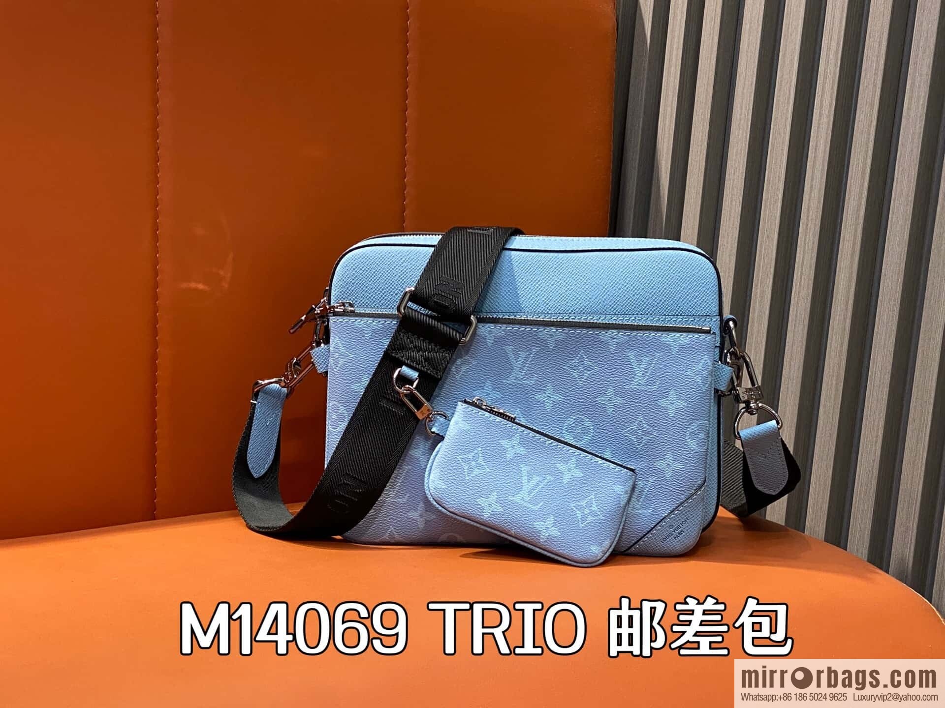 [Boutique‑grade] M14069 light blue, men's bag messenger bag three-piece TRIO messenger bag