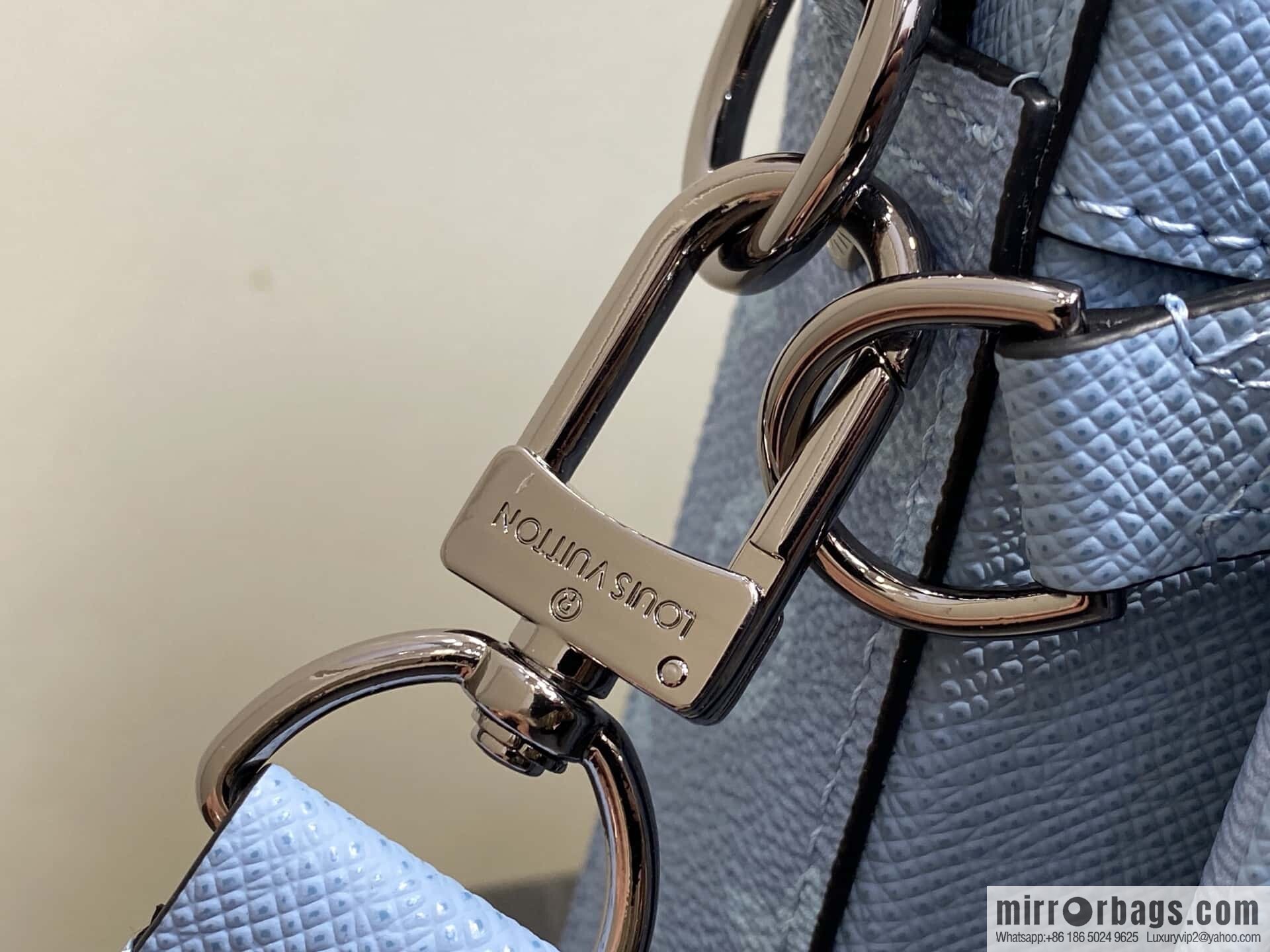 [Boutique‑grade] M14069 light blue, men's bag messenger bag three-piece TRIO messenger bag