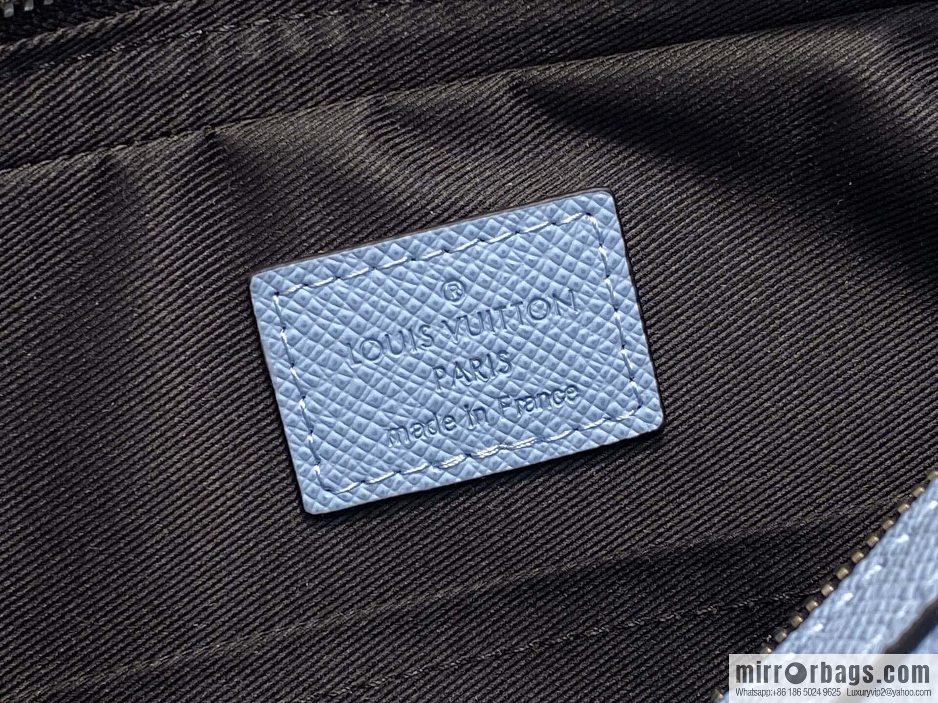 [Boutique‑grade] M14069 light blue, men's bag messenger bag three-piece TRIO messenger bag