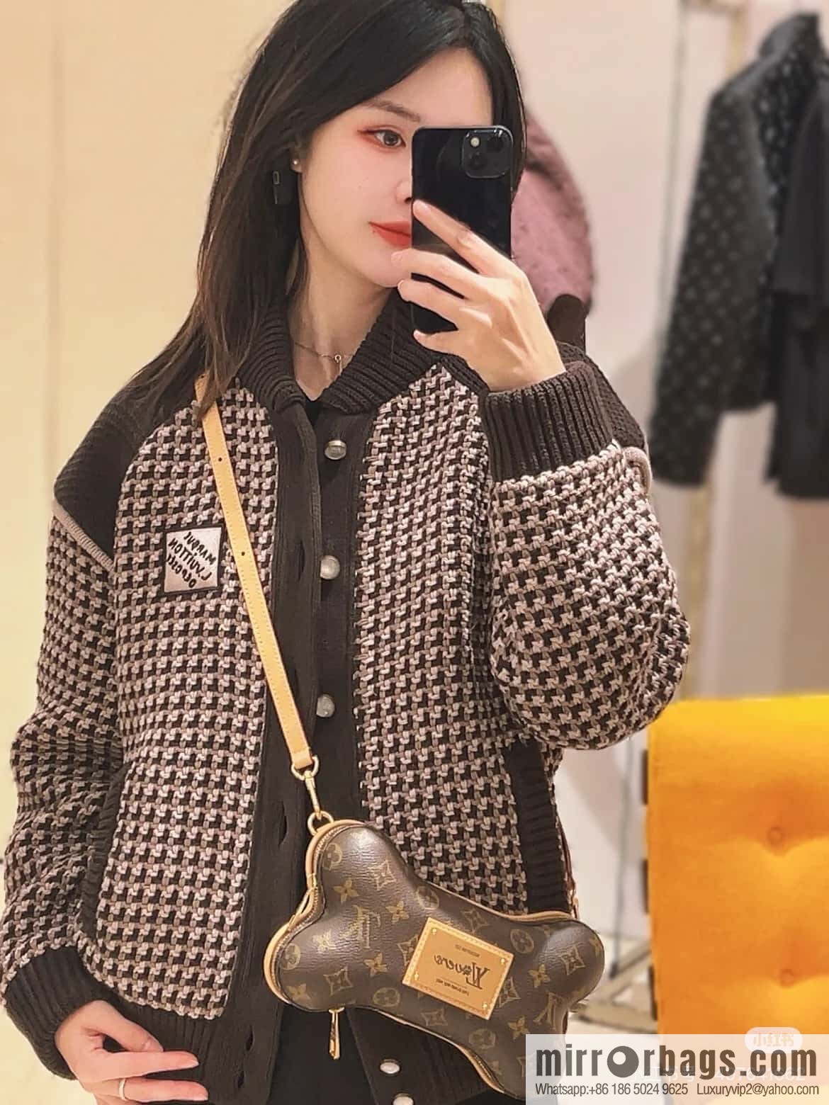 [Boutique‑grade] M12615 presbyopia, bone bag BONE mini handbag Bone mini handbag