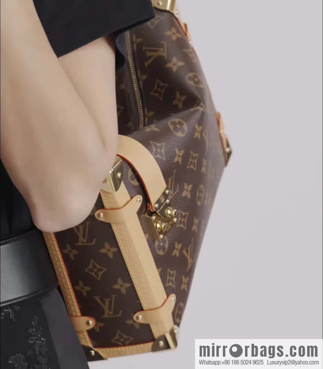 [Boutique‑grade] M14513 presbyopia, soft box chain bag SIDE TRUNK large handbag